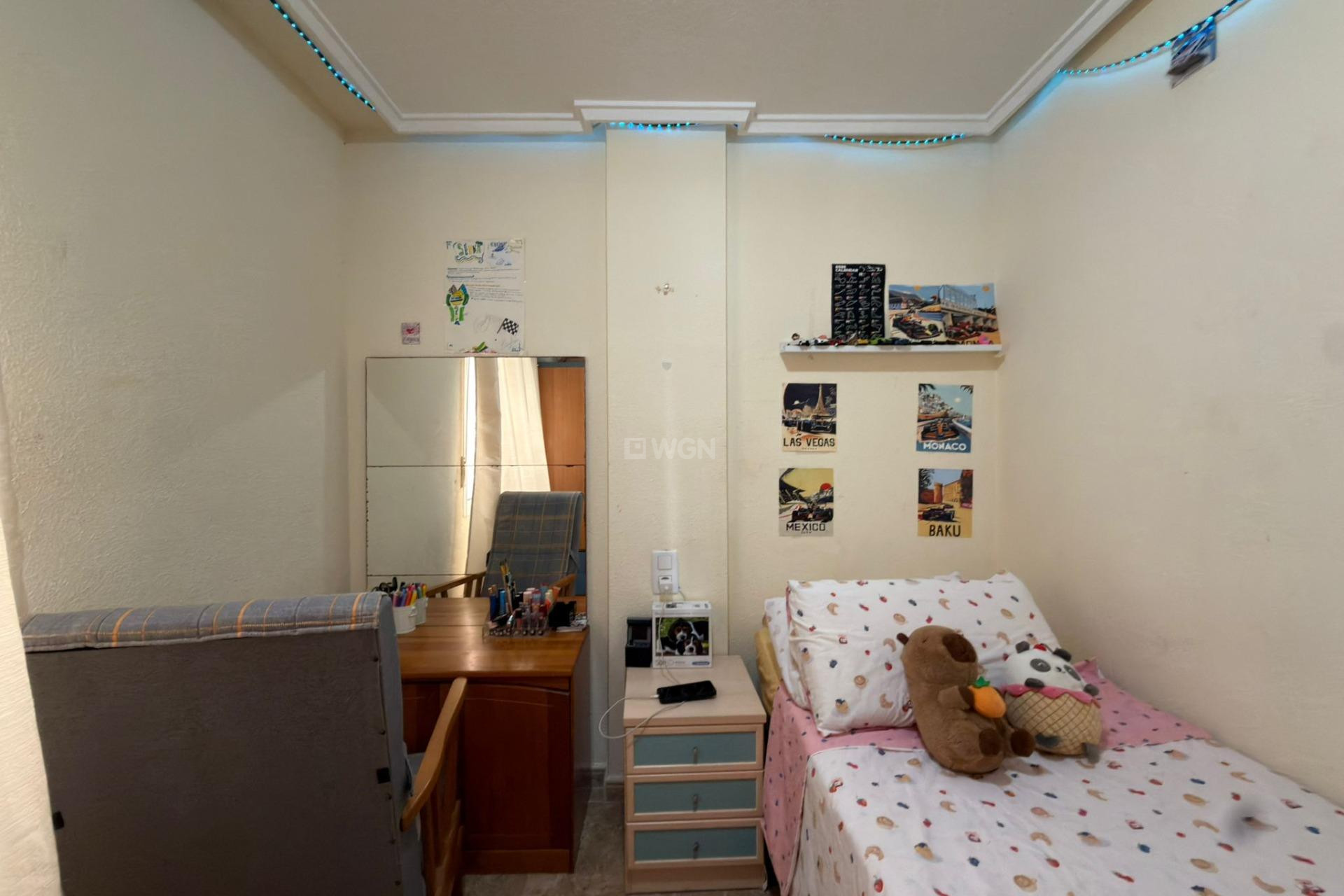 Odsprzedaż - Mieszkanie w bloku - Torrevieja - Curva Del Palangre