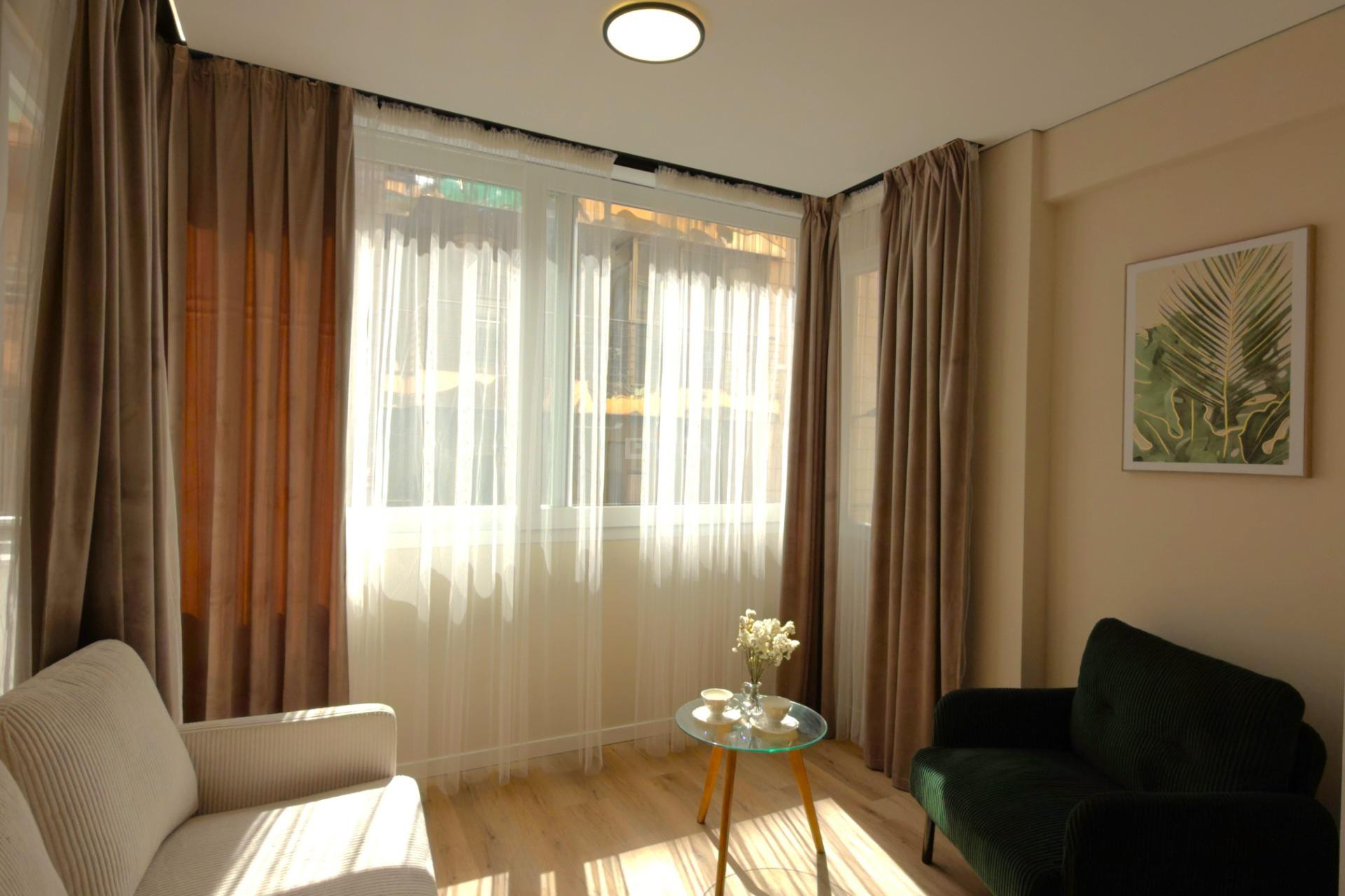 Odsprzedaż - Mieszkanie w bloku - Torrevieja - Curva Del Palangre