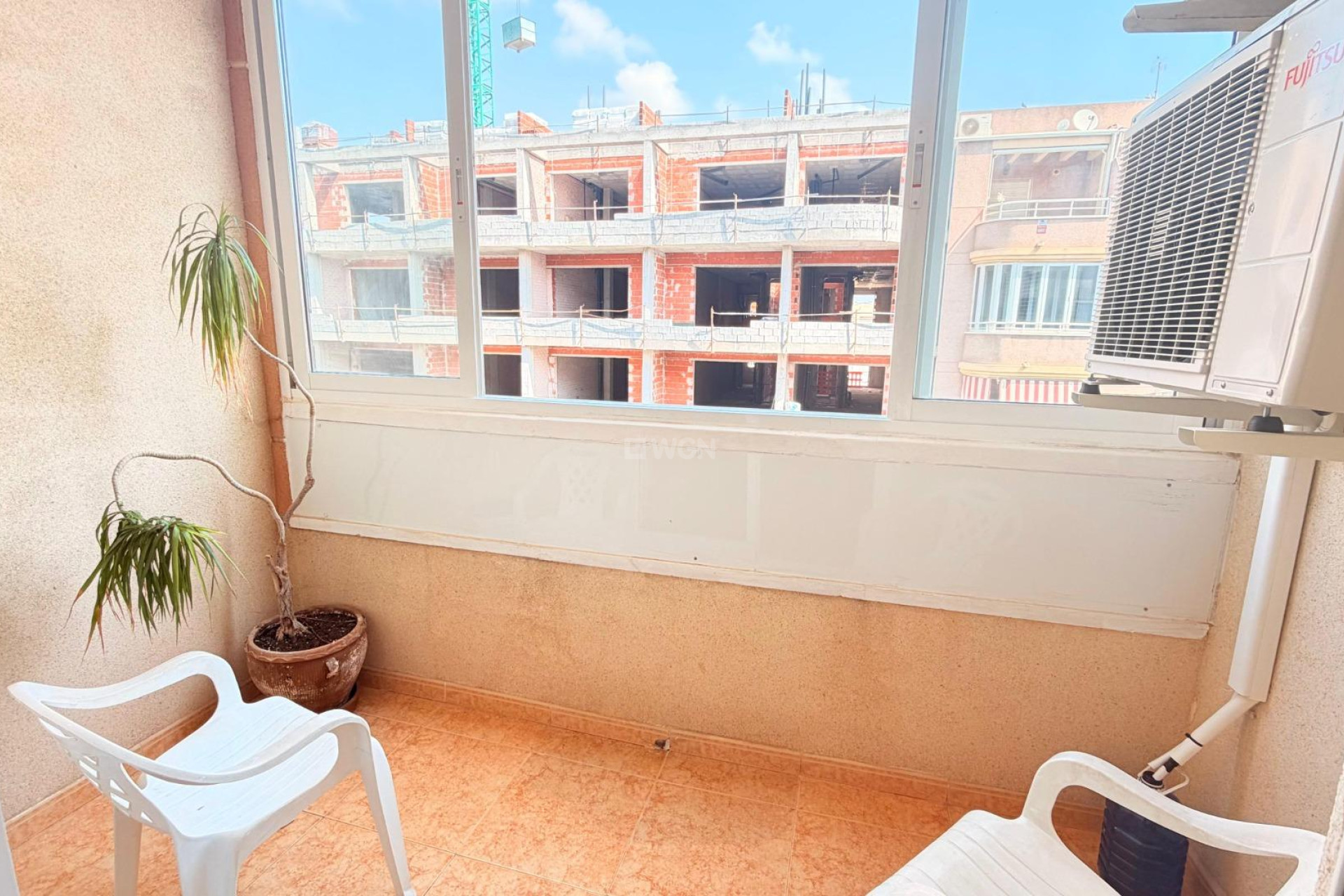 Odsprzedaż - Mieszkanie w bloku - Torrevieja - Curva Del Palangre