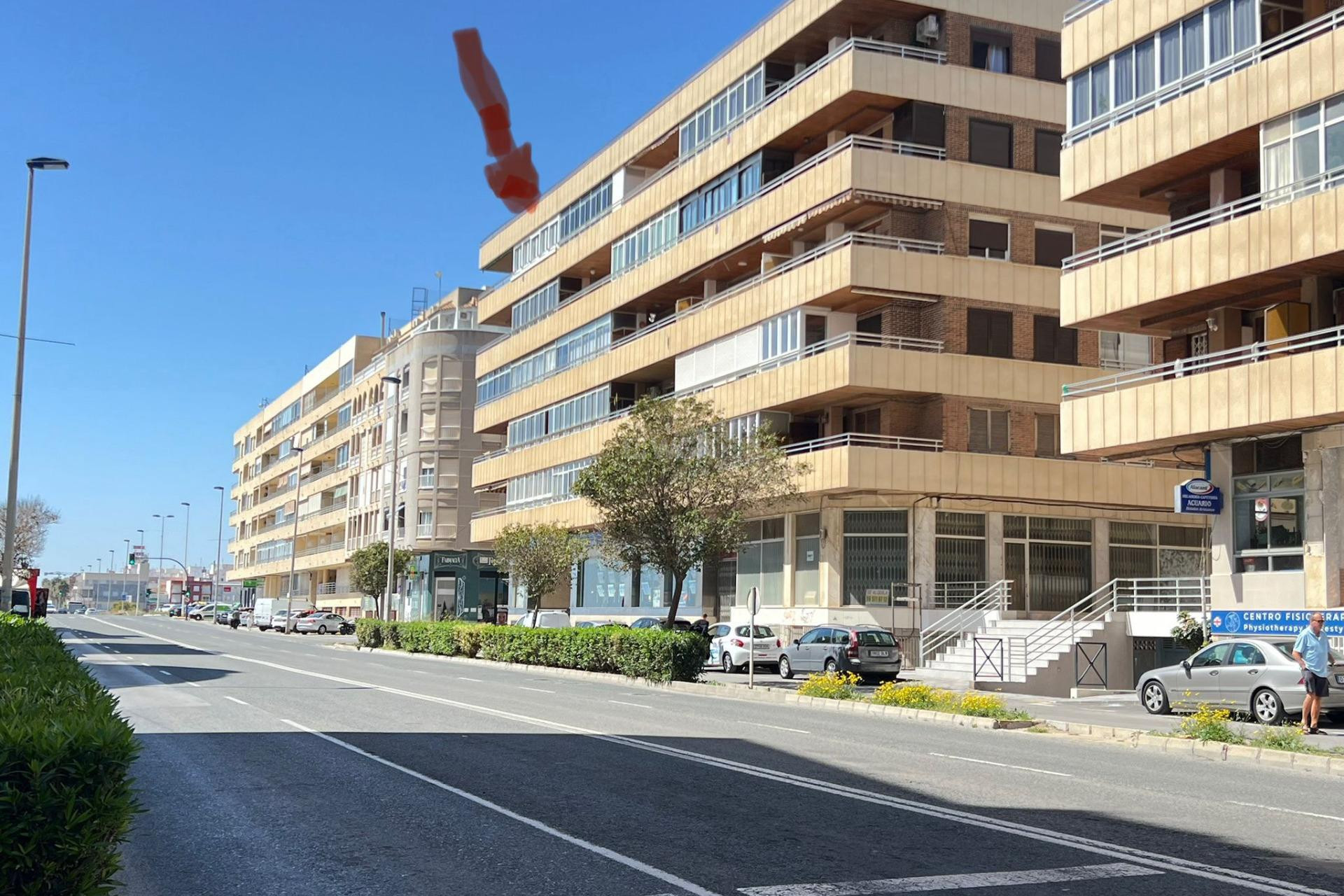 Odsprzedaż - Mieszkanie w bloku - Torrevieja - El Acequión - Los Náufragos