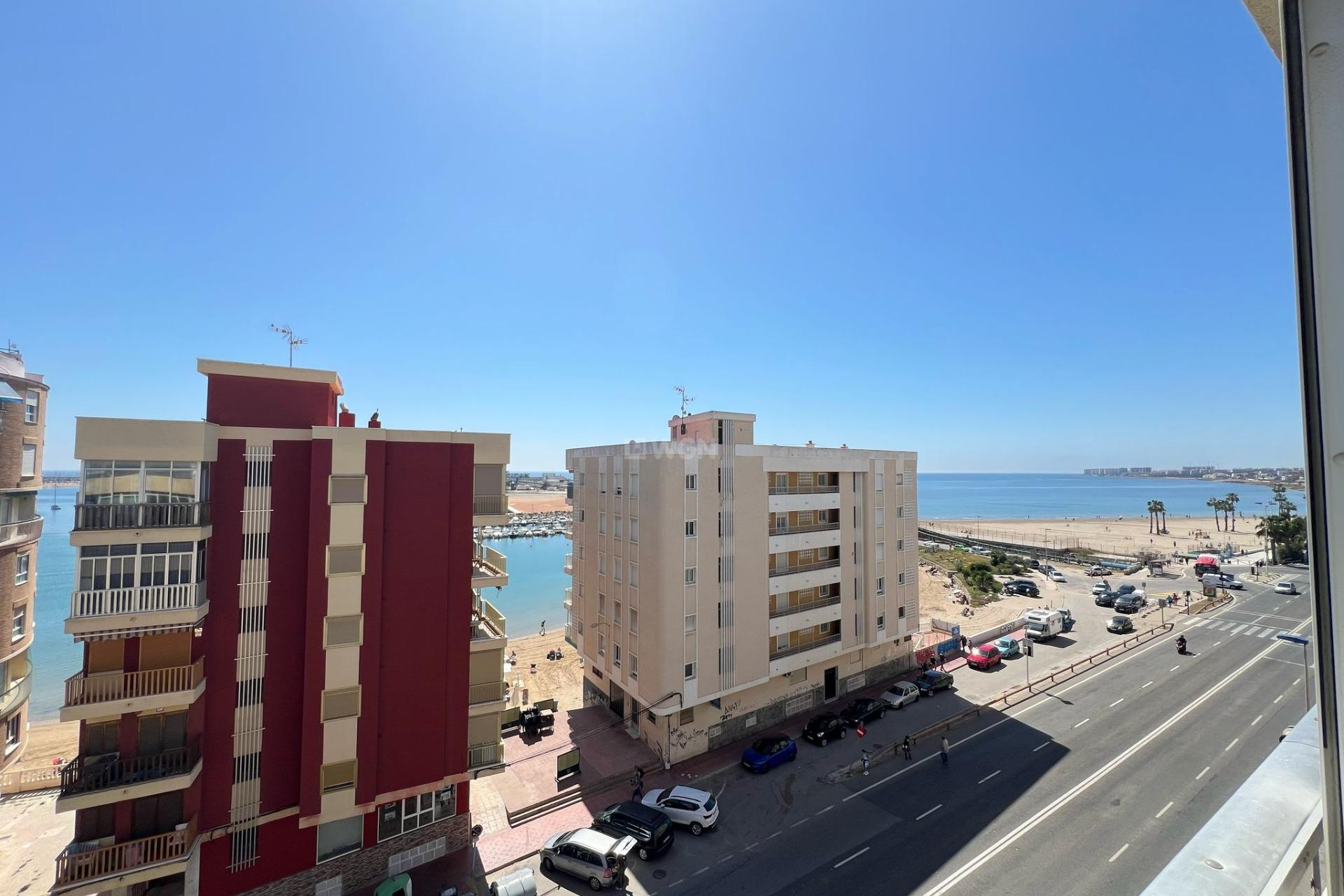 Odsprzedaż - Mieszkanie w bloku - Torrevieja - El Acequión - Los Náufragos