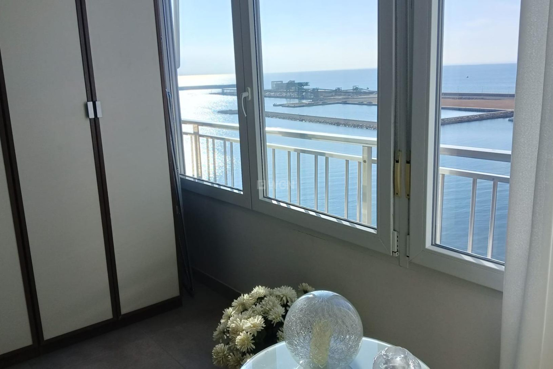 Odsprzedaż - Mieszkanie w bloku - Torrevieja - El Acequión - Los Náufragos