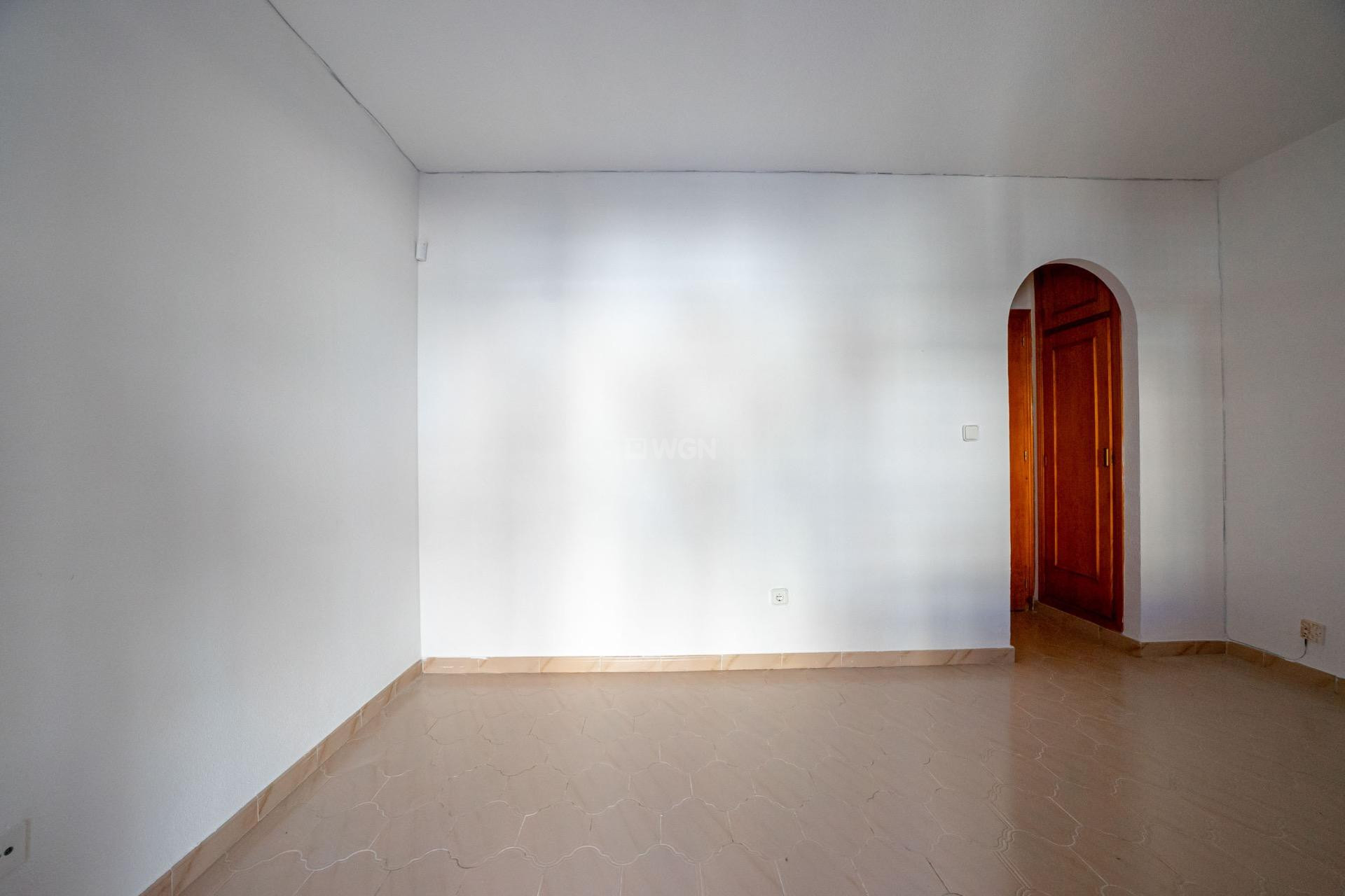 Odsprzedaż - Mieszkanie w bloku - Torrevieja - El Chaparral