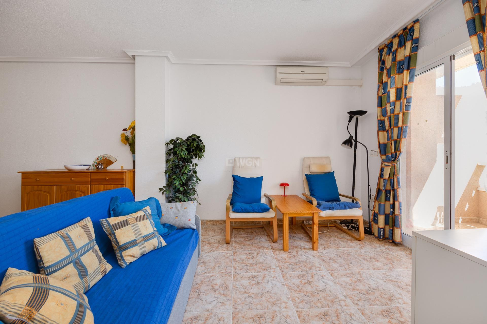 Odsprzedaż - Mieszkanie w bloku - Torrevieja - El Molino