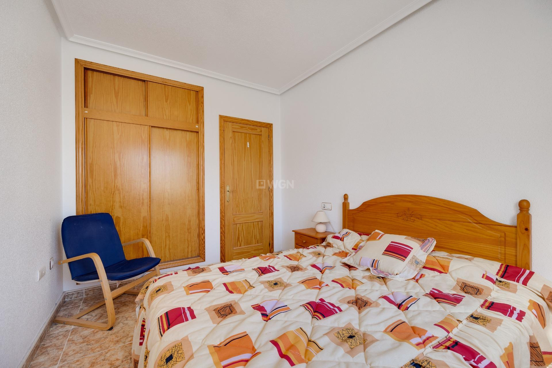 Odsprzedaż - Mieszkanie w bloku - Torrevieja - El Molino