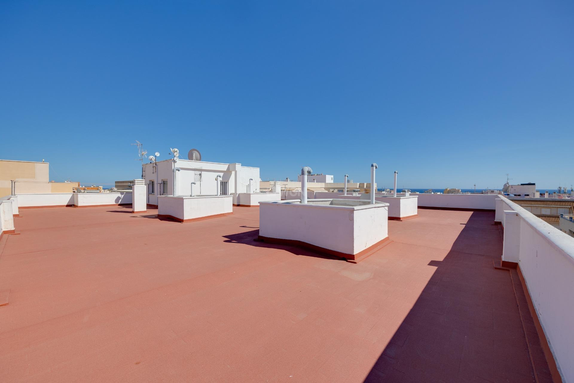 Odsprzedaż - Mieszkanie w bloku - Torrevieja - El Molino