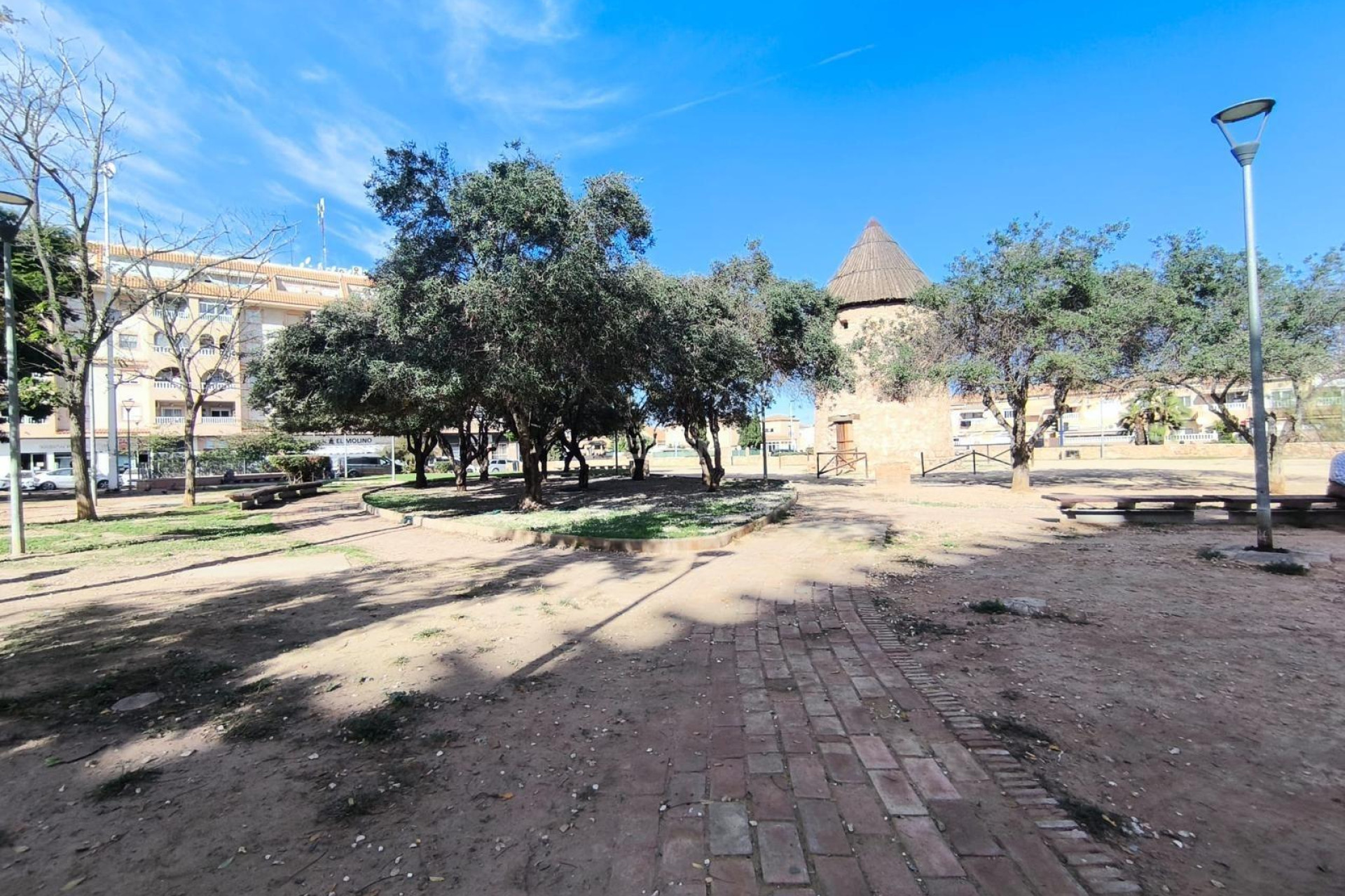 Odsprzedaż - Mieszkanie w bloku - Torrevieja - El Molino