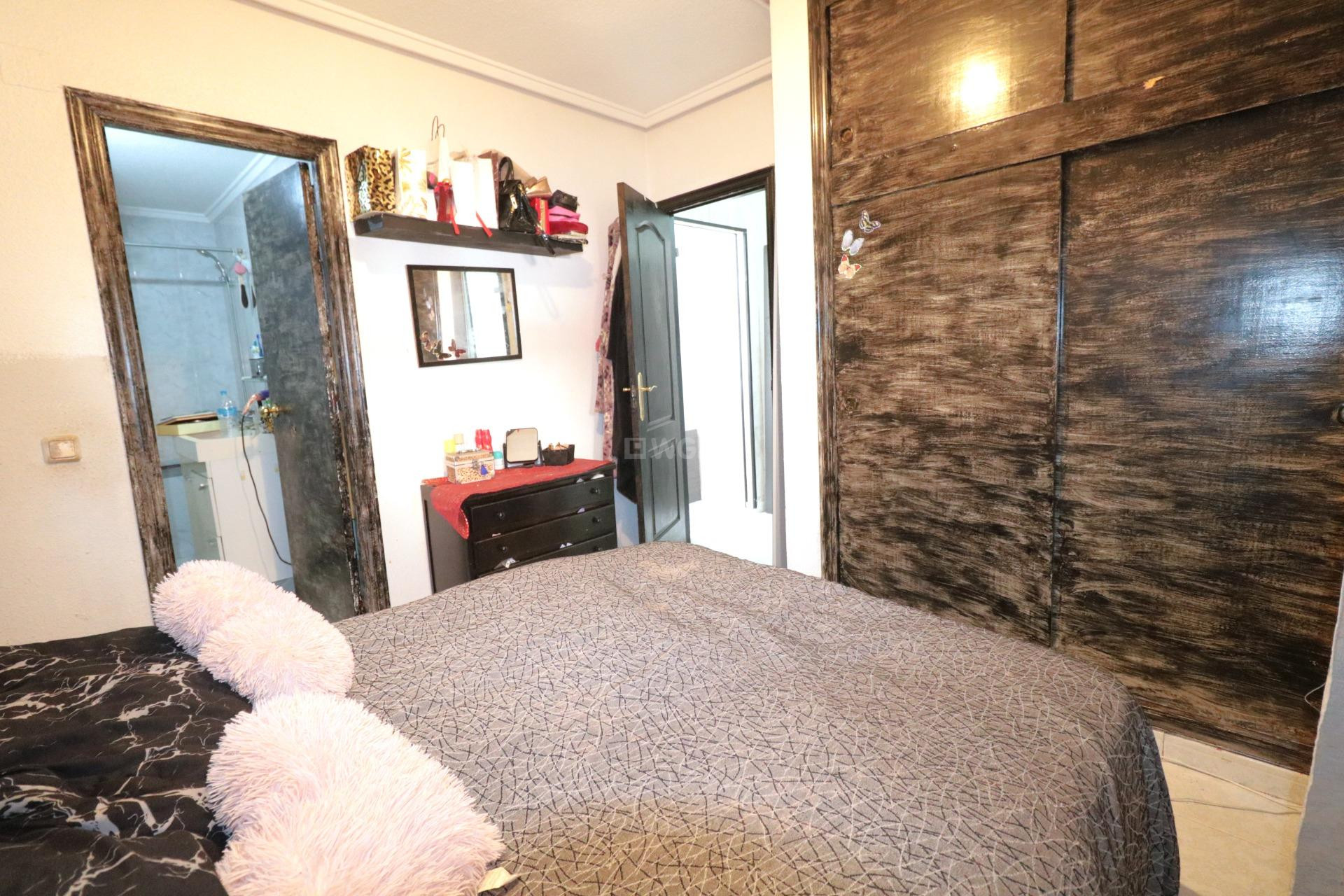 Odsprzedaż - Mieszkanie w bloku - Torrevieja - El Molino