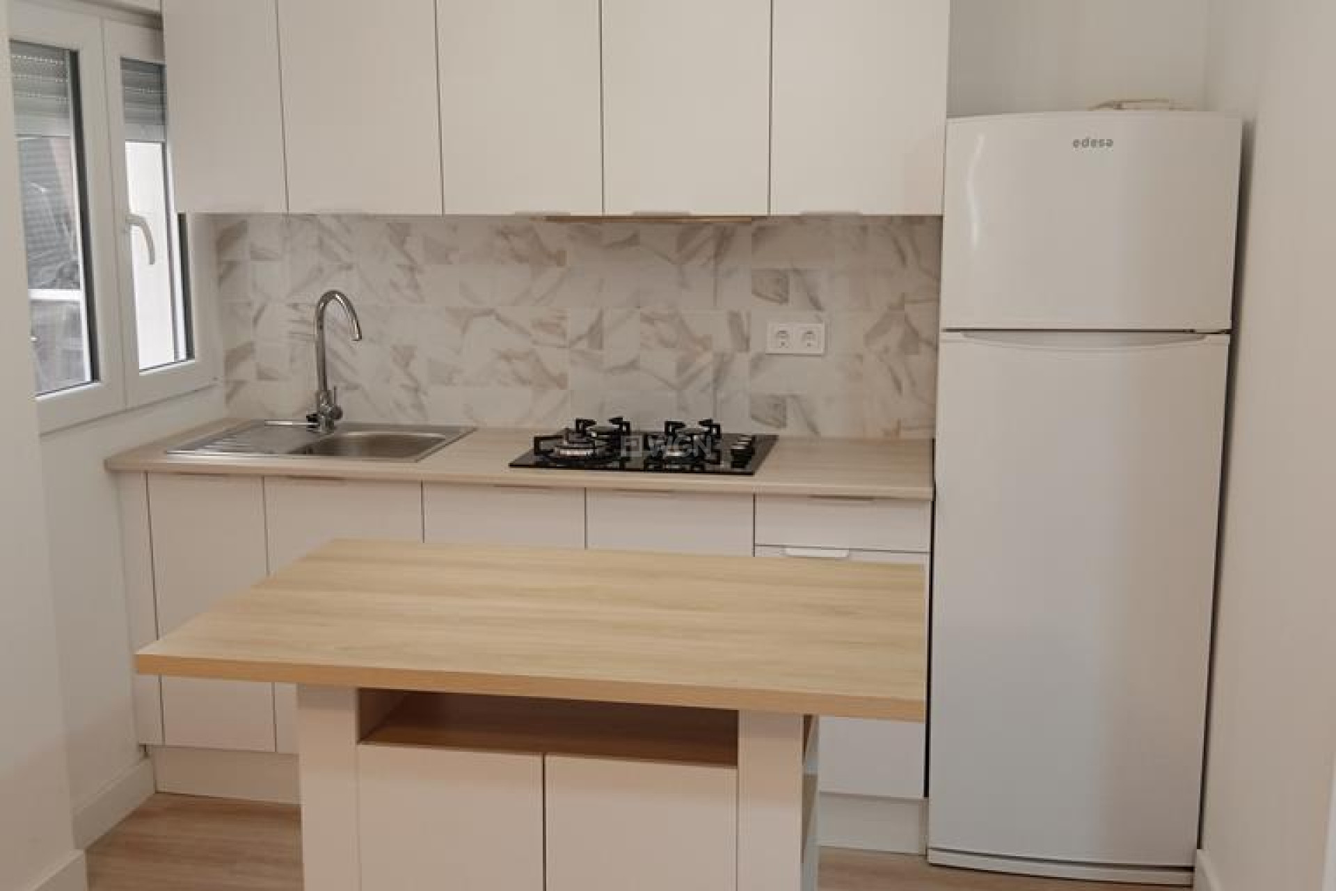 Odsprzedaż - Mieszkanie w bloku - Torrevieja - El Molino