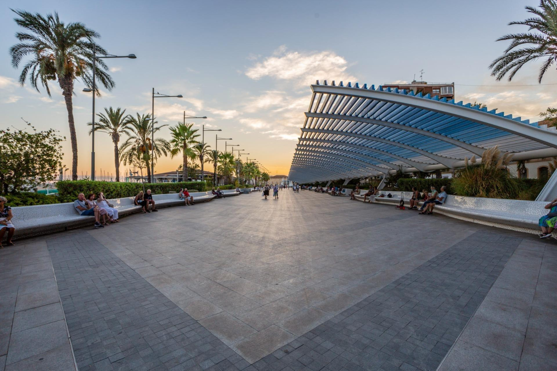 Odsprzedaż - Mieszkanie w bloku - Torrevieja - Estacion De Autobuses