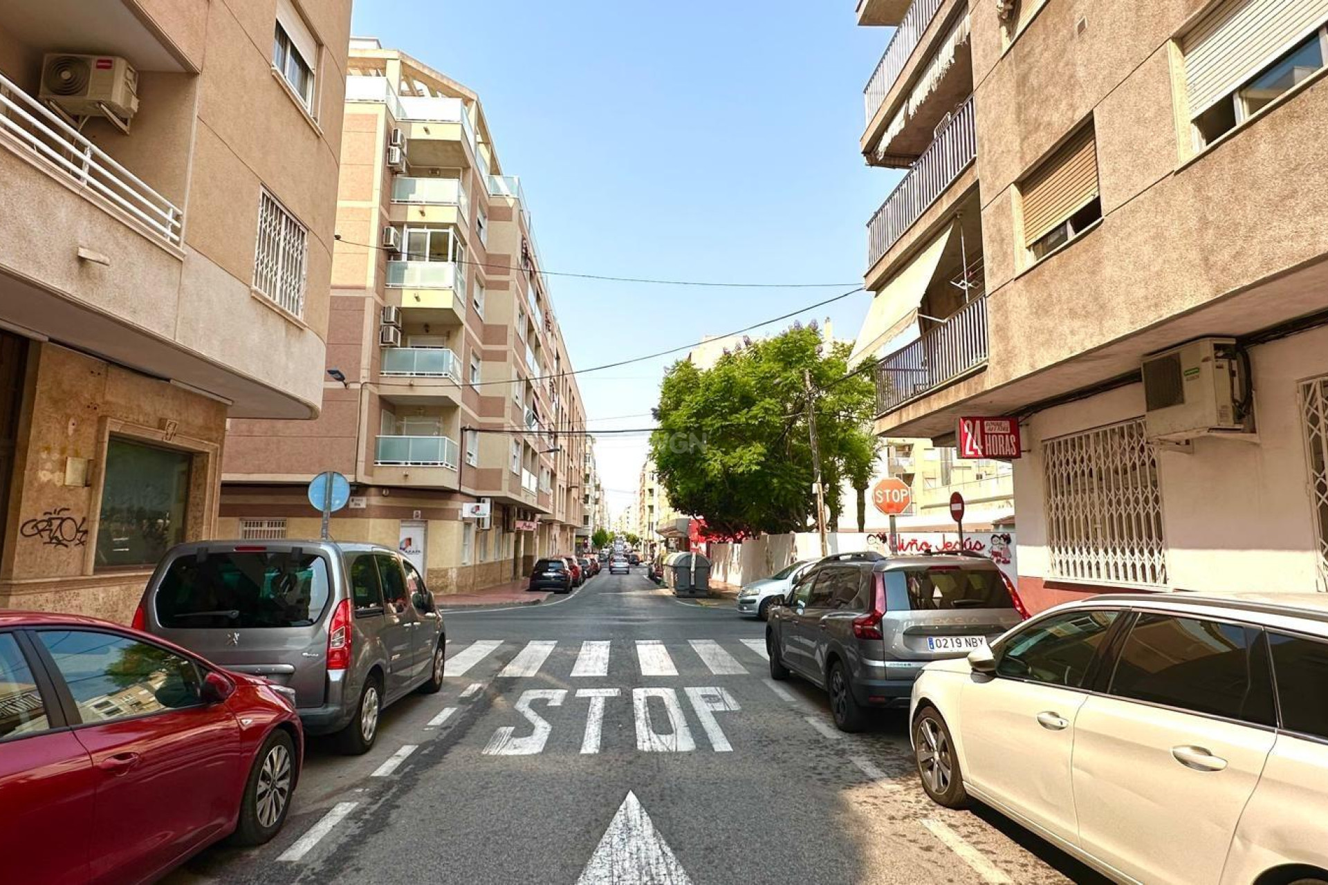 Odsprzedaż - Mieszkanie w bloku - Torrevieja - Estacion De Autobuses