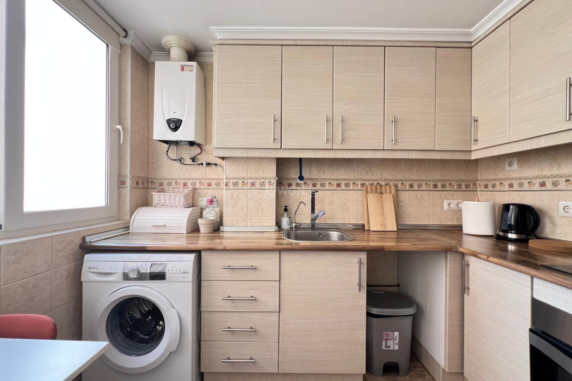 Odsprzedaż - Mieszkanie w bloku - Torrevieja - Estacion De Autobuses