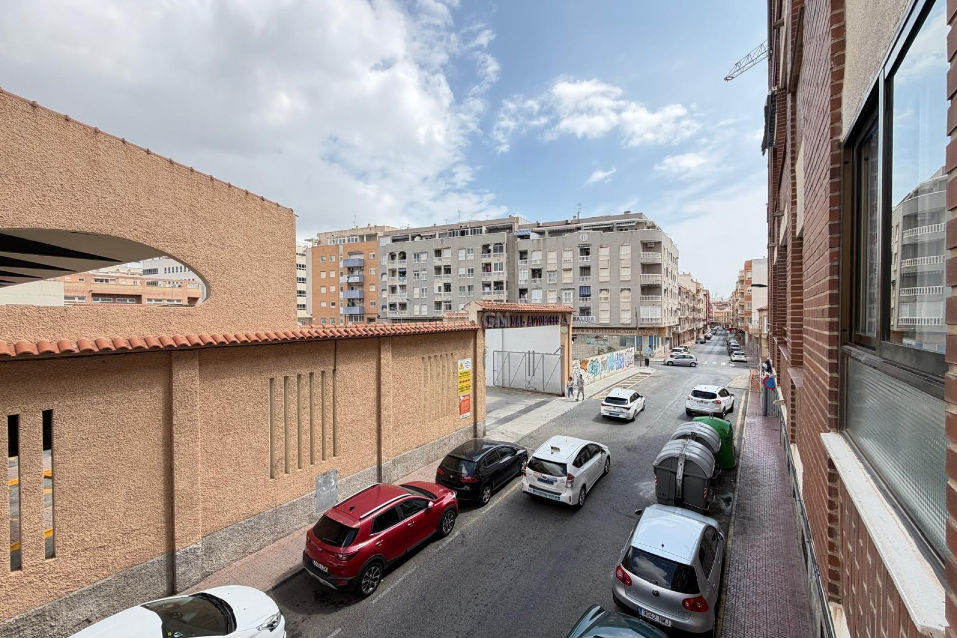 Odsprzedaż - Mieszkanie w bloku - Torrevieja - Estacion De Autobuses