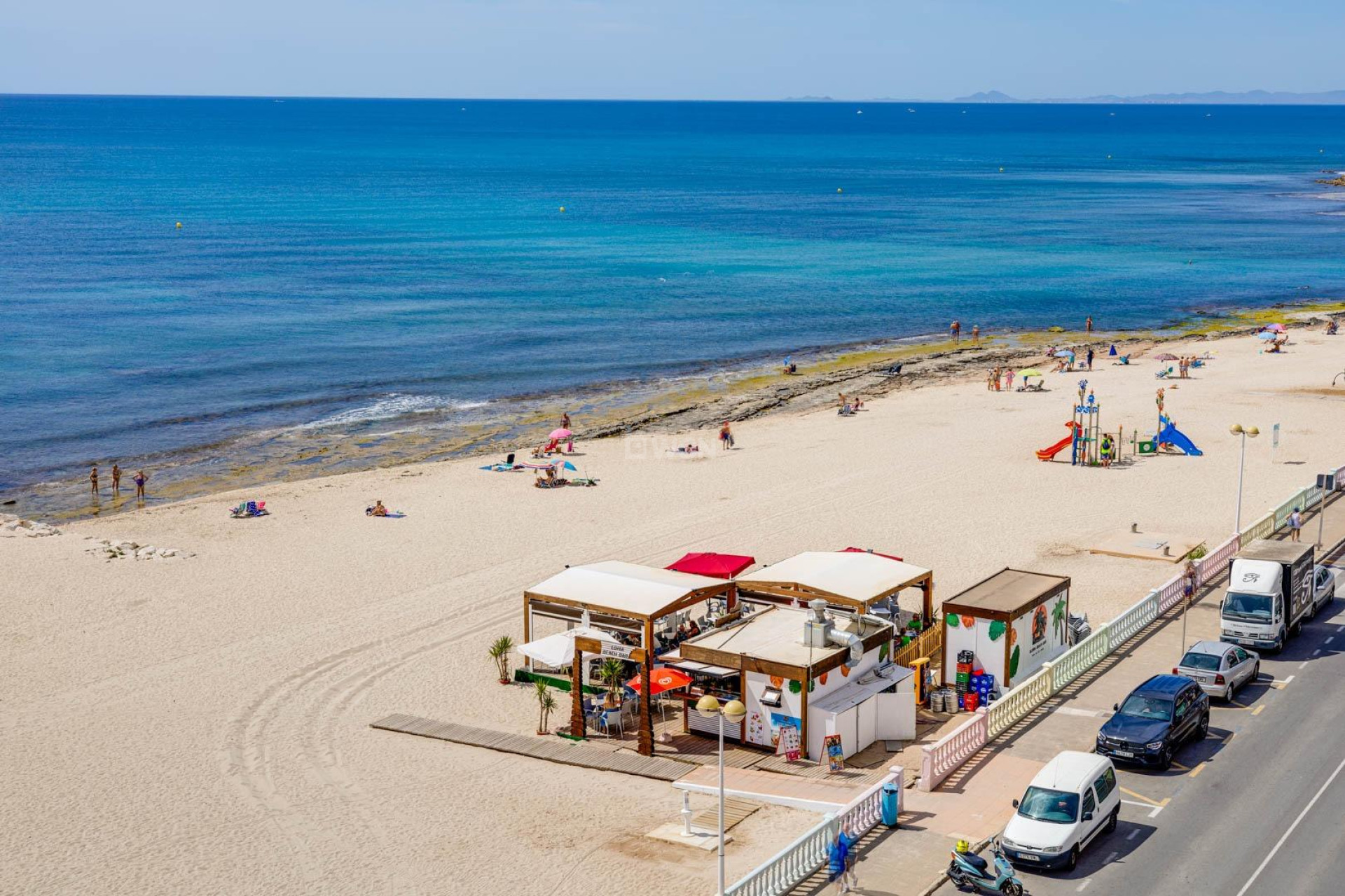 Odsprzedaż - Mieszkanie w bloku - Torrevieja - Estacion De Autobuses