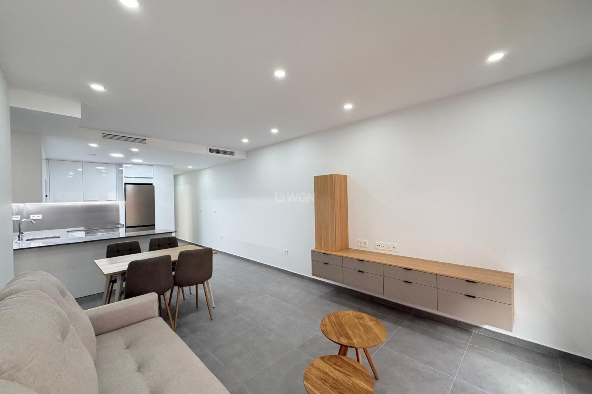 Odsprzedaż - Mieszkanie w bloku - Torrevieja - Estacion De Autobuses