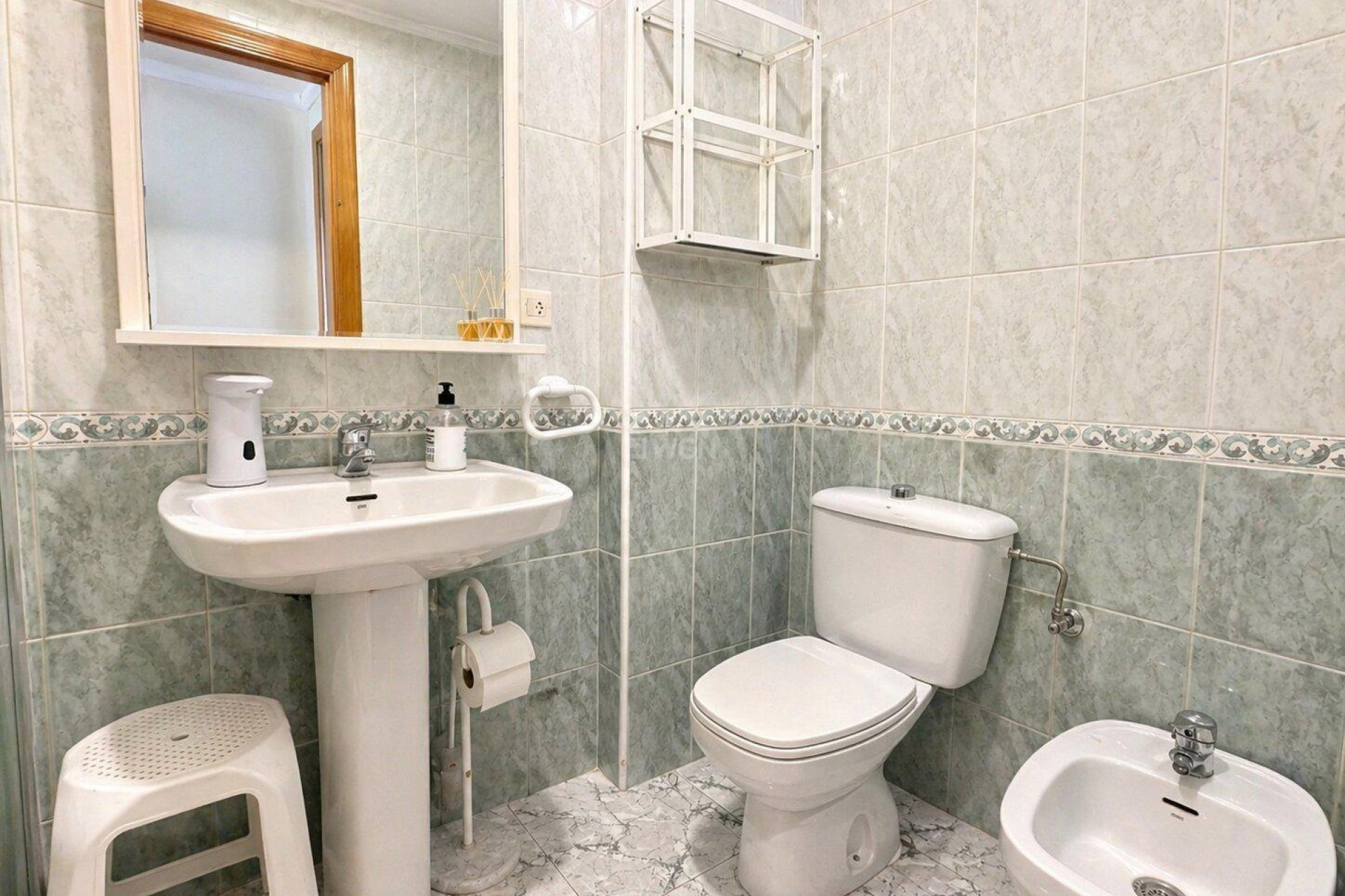 Odsprzedaż - Mieszkanie w bloku - Torrevieja - Habaneras