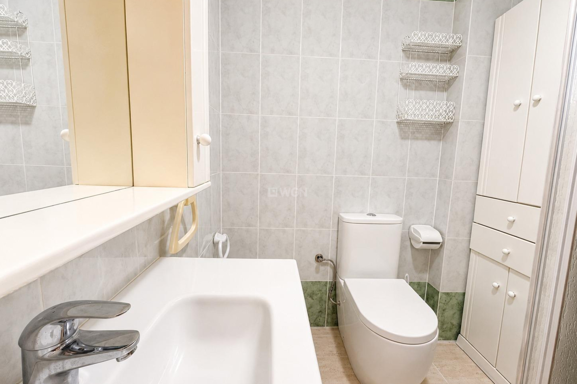 Odsprzedaż - Mieszkanie w bloku - Torrevieja - Habaneras