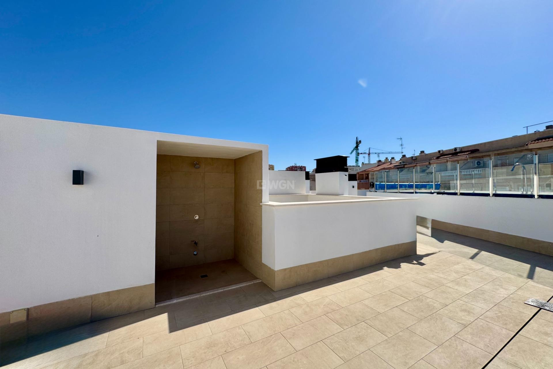 Odsprzedaż - Mieszkanie w bloku - Torrevieja - Habaneras