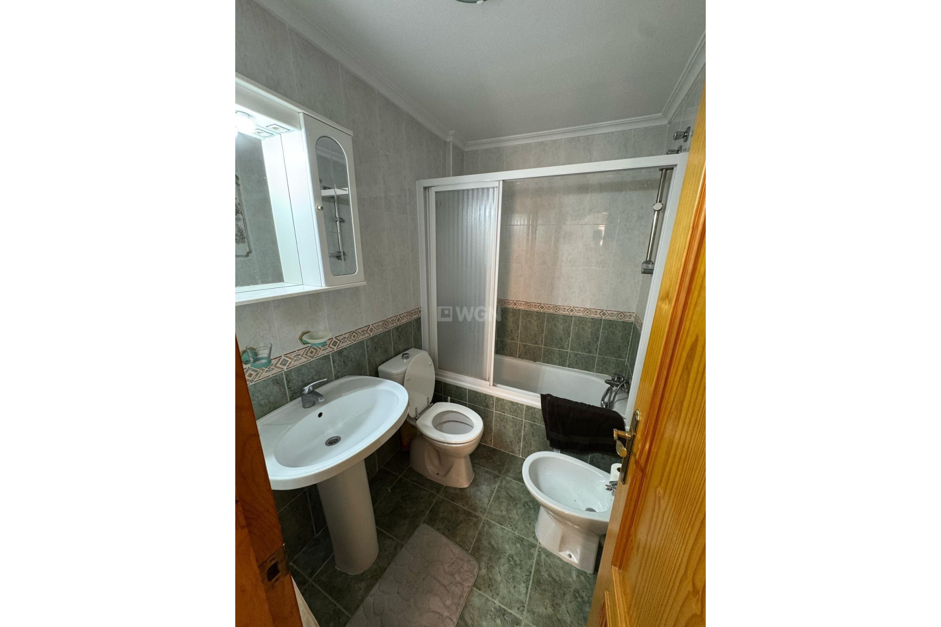 Odsprzedaż - Mieszkanie w bloku - Torrevieja - Habaneras
