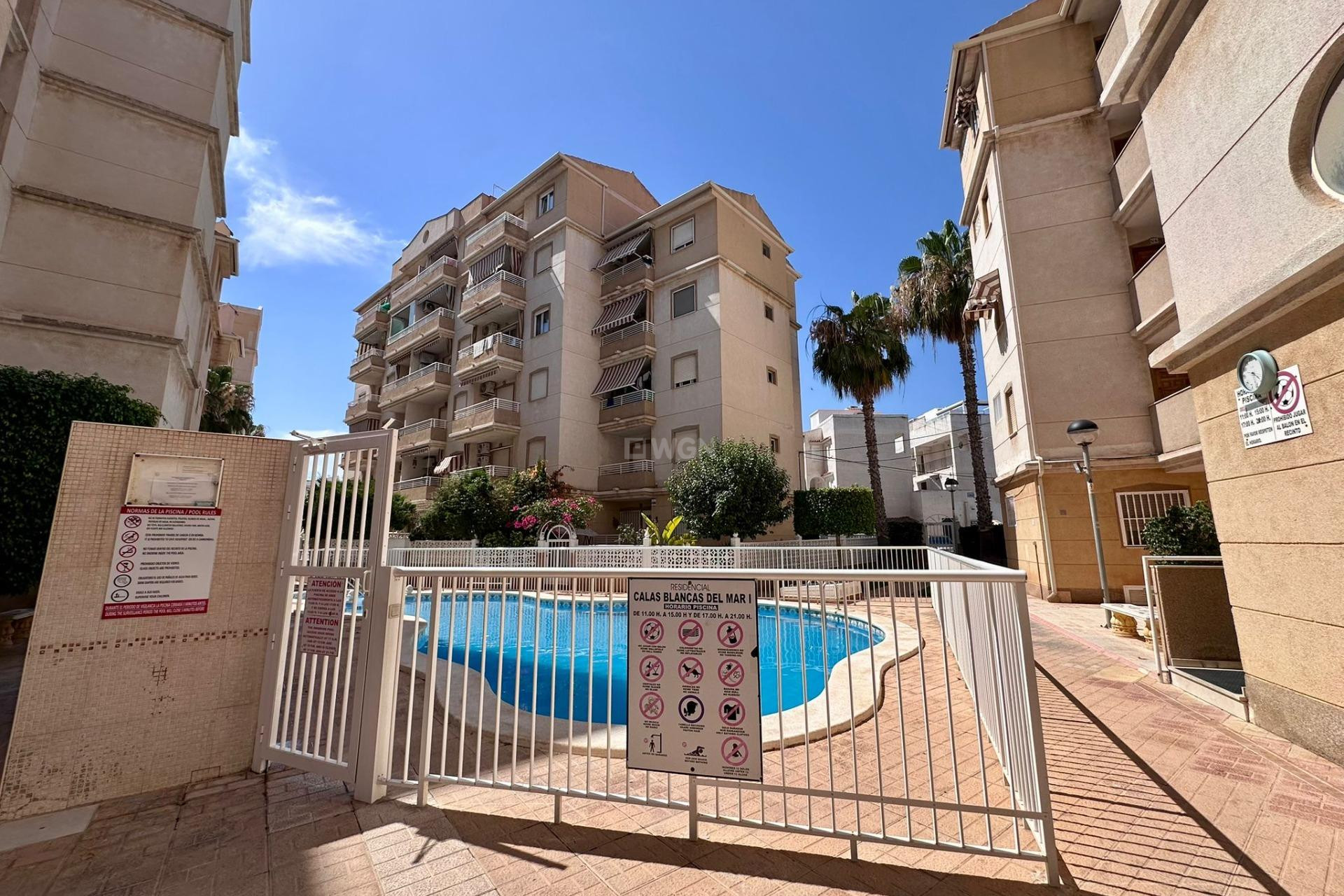 Odsprzedaż - Mieszkanie w bloku - Torrevieja - Habaneras