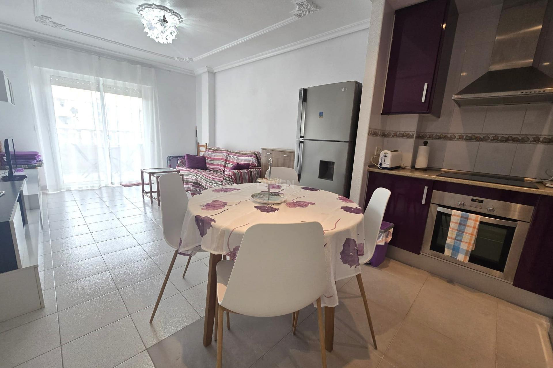 Odsprzedaż - Mieszkanie w bloku - Torrevieja - La Mata Pueblo