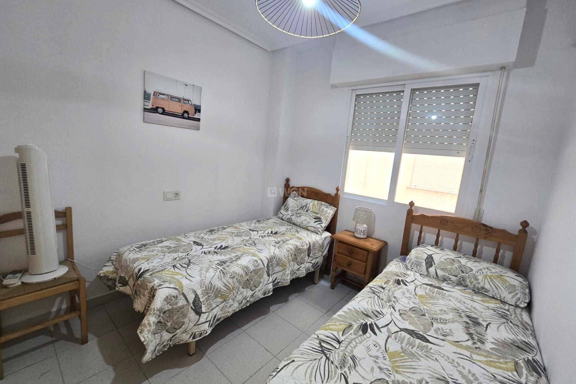Odsprzedaż - Mieszkanie w bloku - Torrevieja - La Mata Pueblo