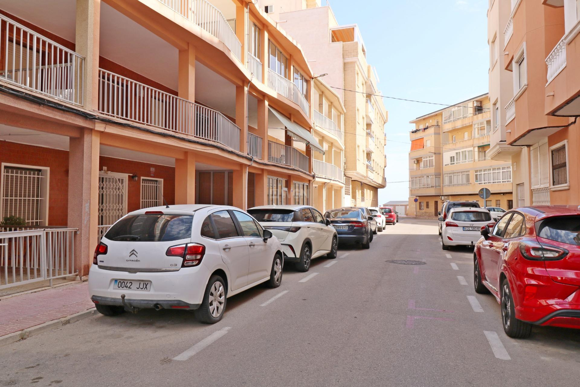 Odsprzedaż - Mieszkanie w bloku - Torrevieja - La Mata Pueblo