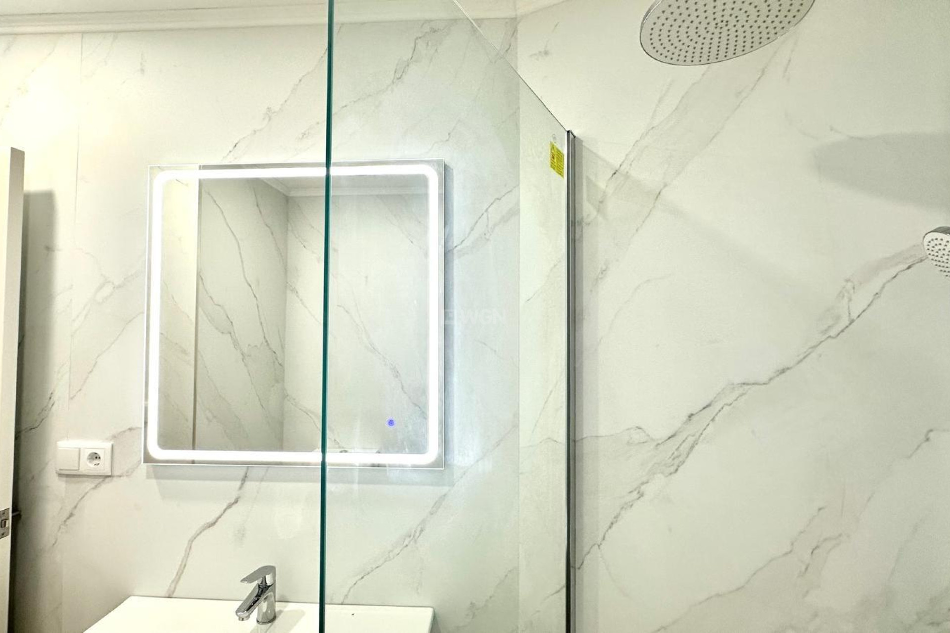 Odsprzedaż - Mieszkanie w bloku - Torrevieja - La Mata Pueblo