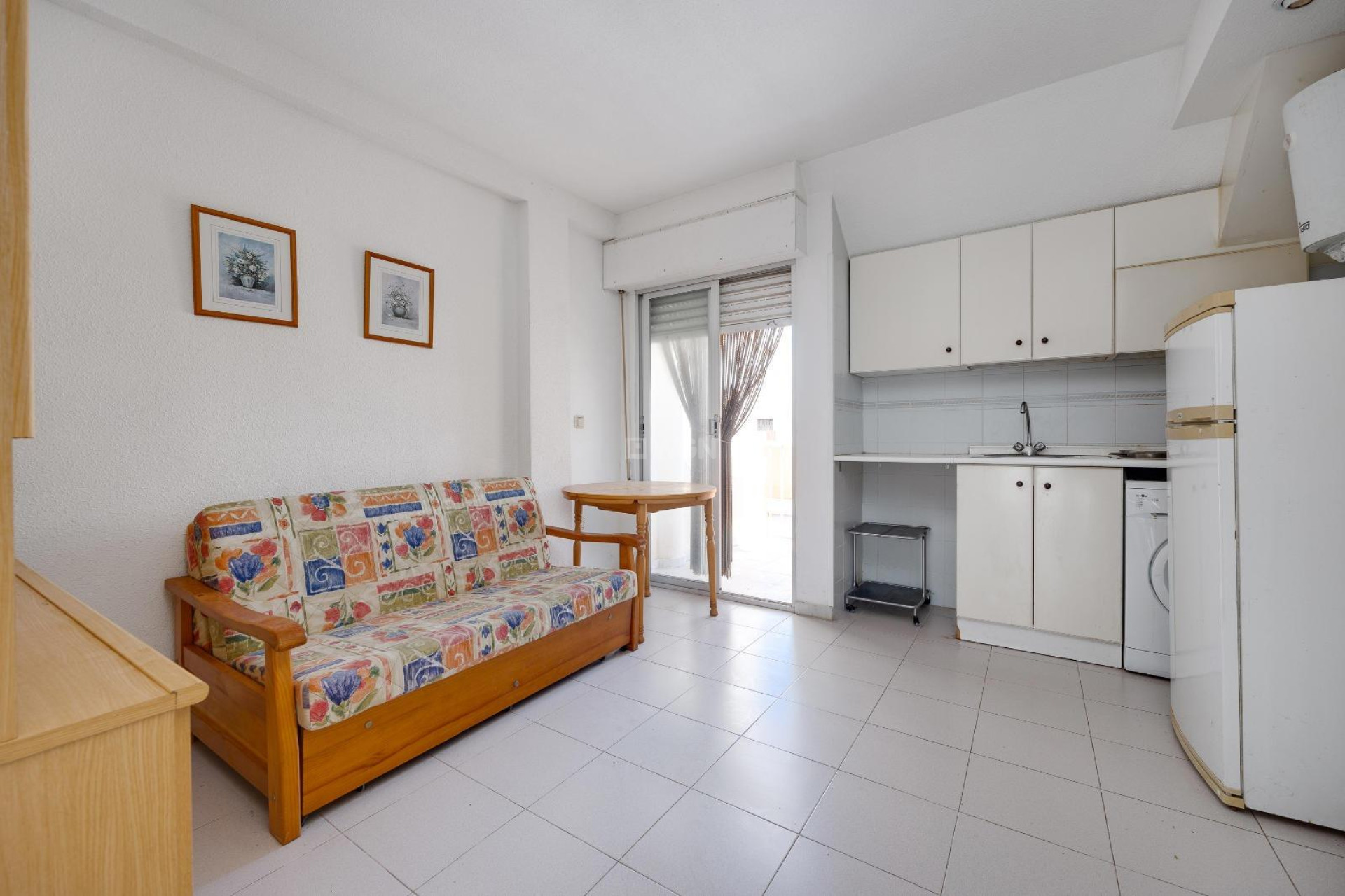 Odsprzedaż - Mieszkanie w bloku - Torrevieja - La Mata Pueblo
