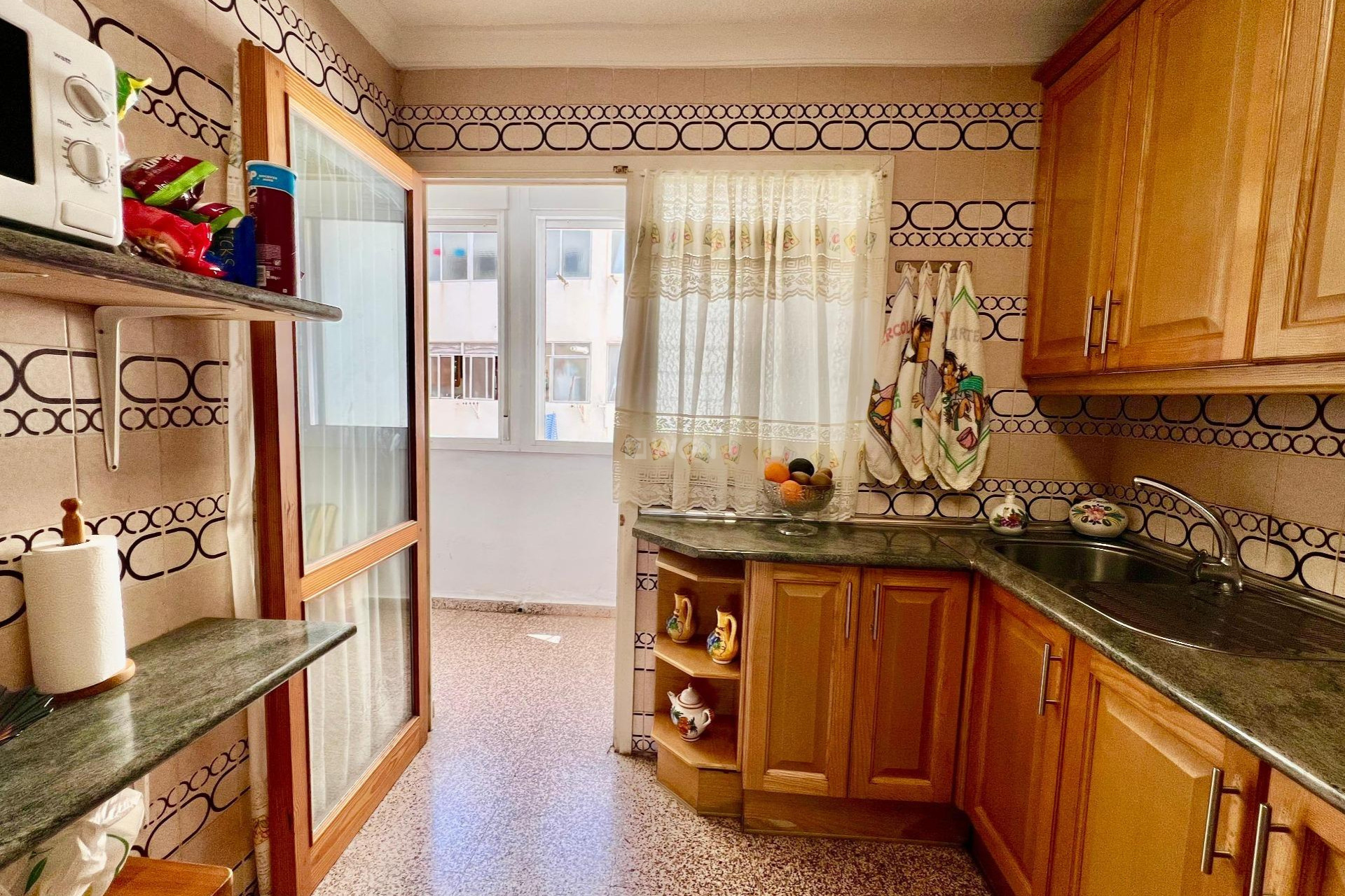 Odsprzedaż - Mieszkanie w bloku - Torrevieja - La Mata