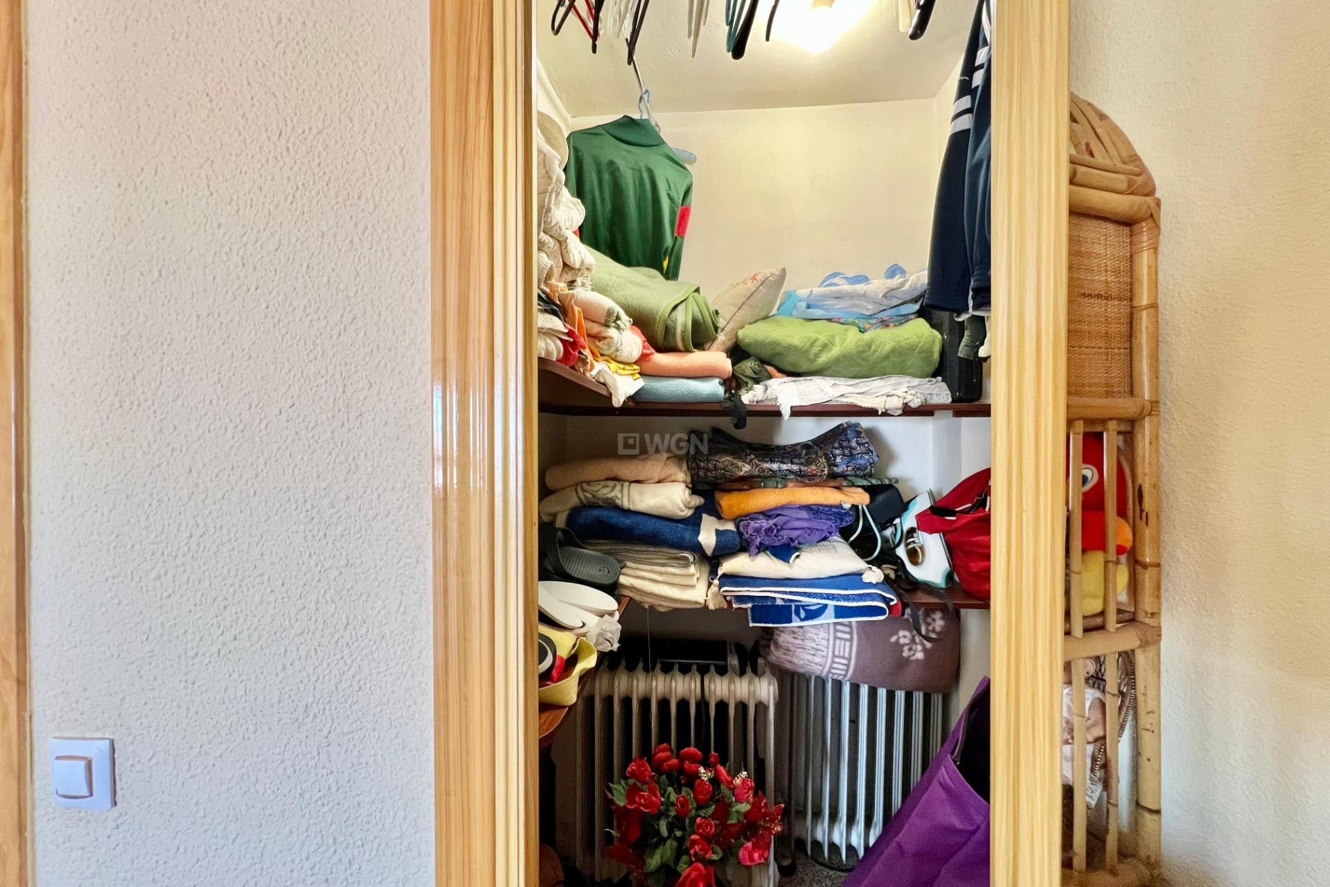 Odsprzedaż - Mieszkanie w bloku - Torrevieja - La Mata