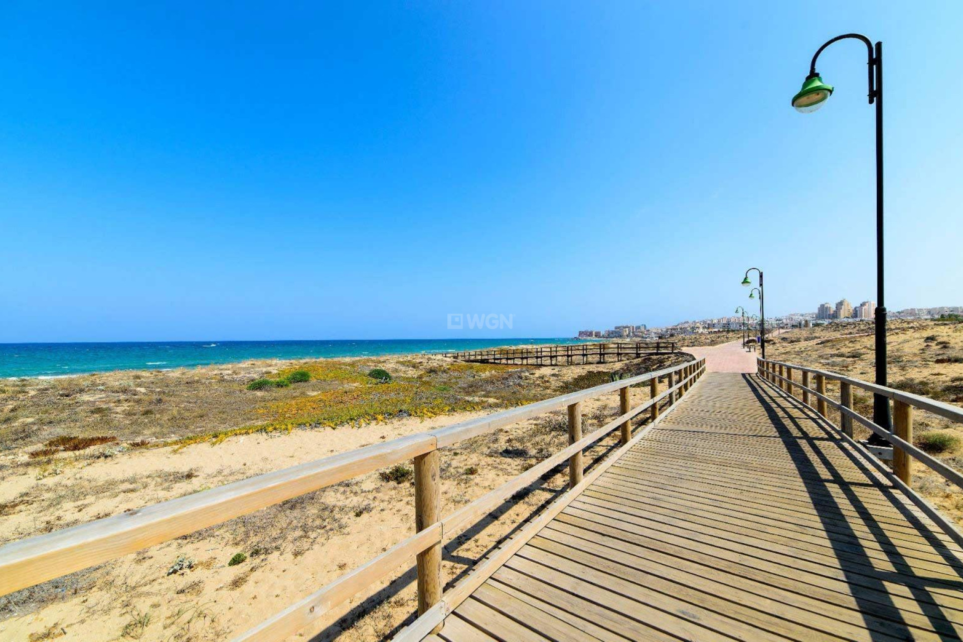 Odsprzedaż - Mieszkanie w bloku - Torrevieja - La Mata