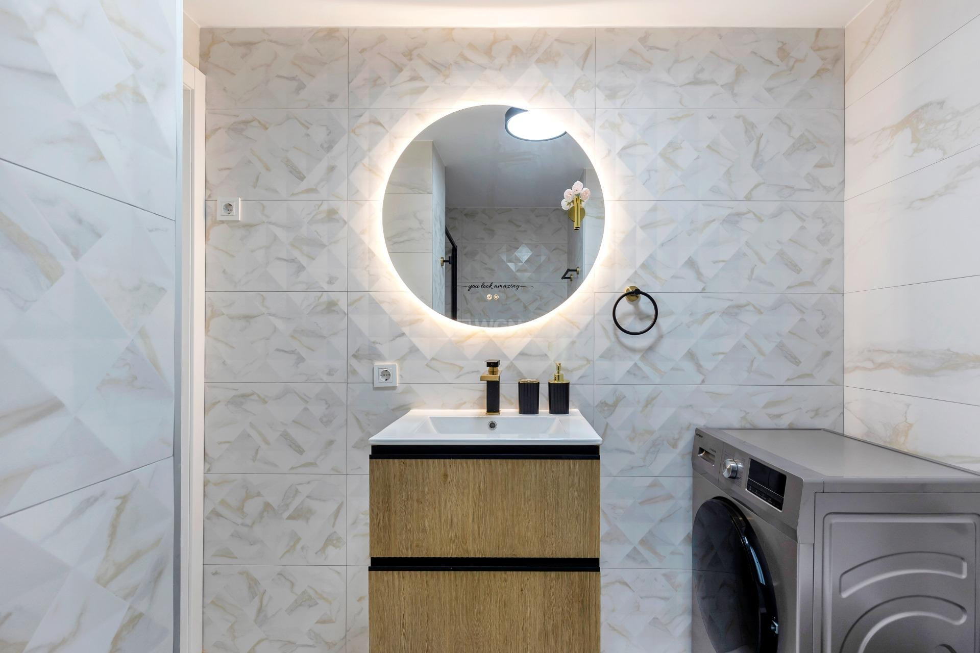 Odsprzedaż - Mieszkanie w bloku - Torrevieja - La Mata