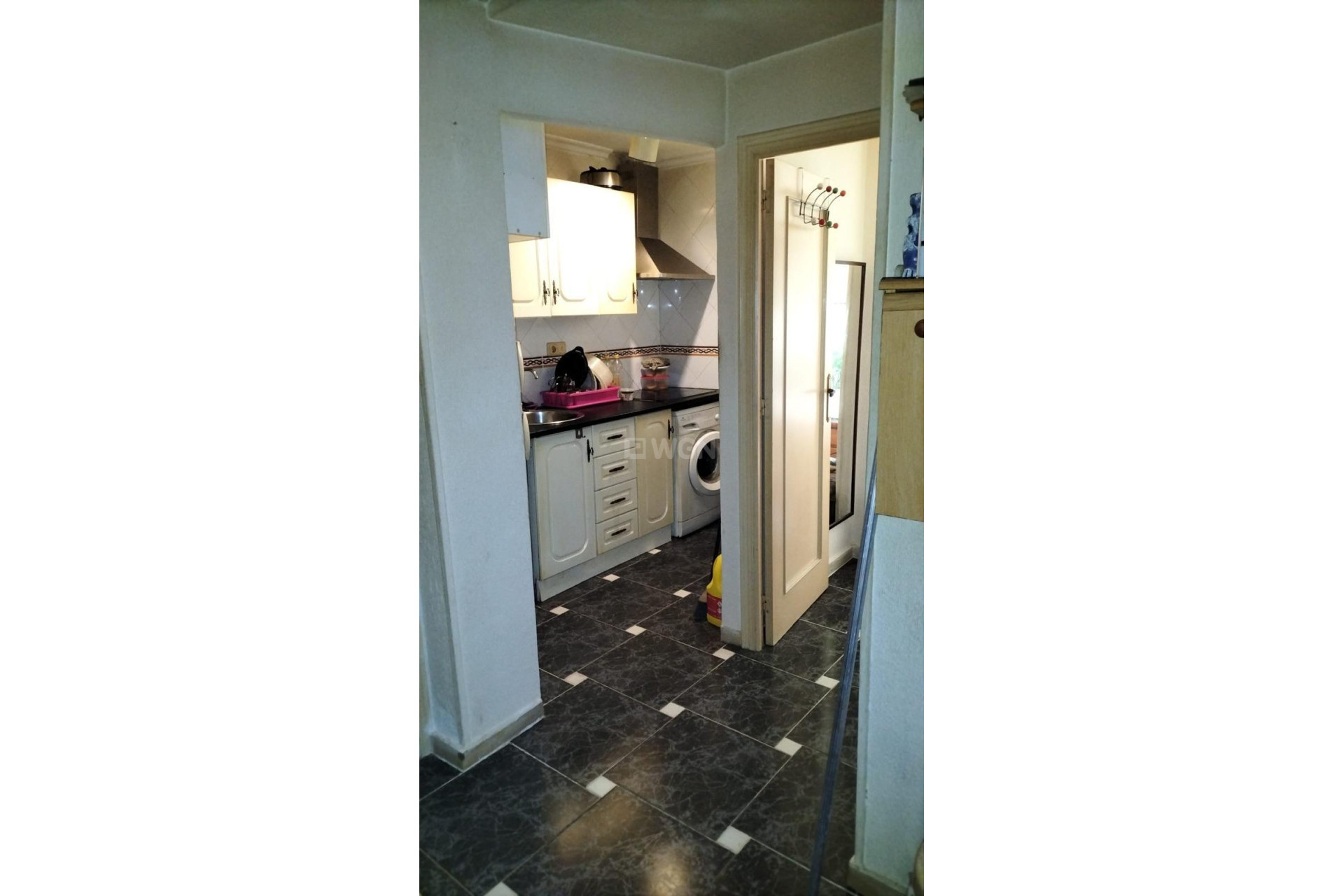 Odsprzedaż - Mieszkanie w bloku - Torrevieja - La Mata