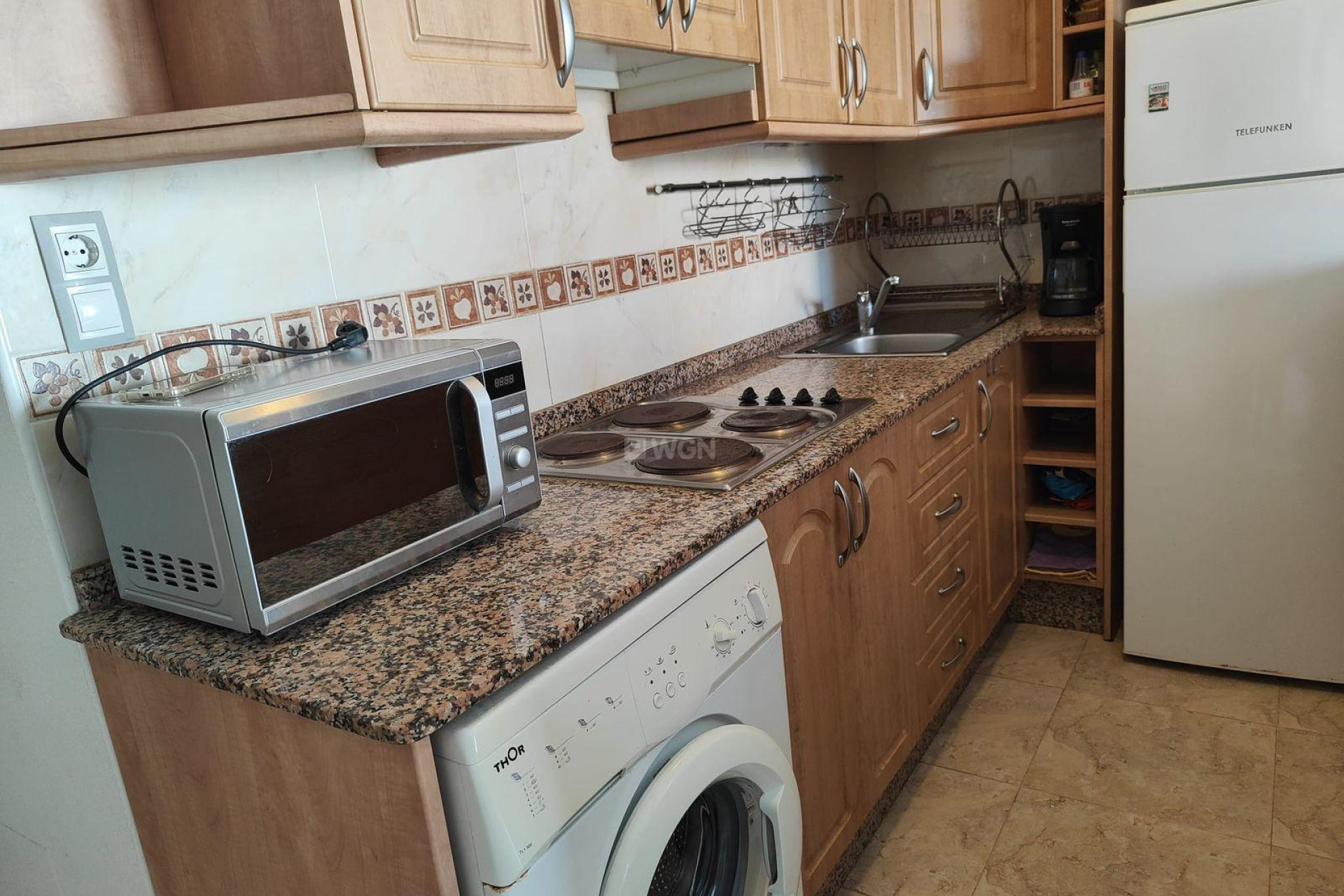 Odsprzedaż - Mieszkanie w bloku - Torrevieja - La Mata