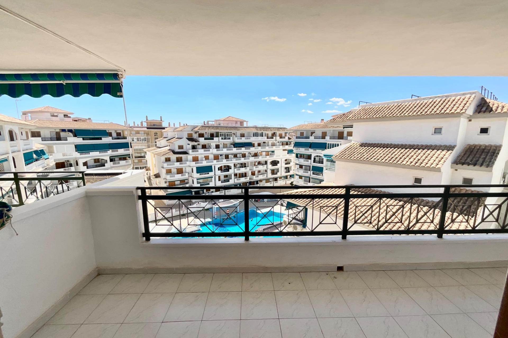 Odsprzedaż - Mieszkanie w bloku - Torrevieja - La Mata