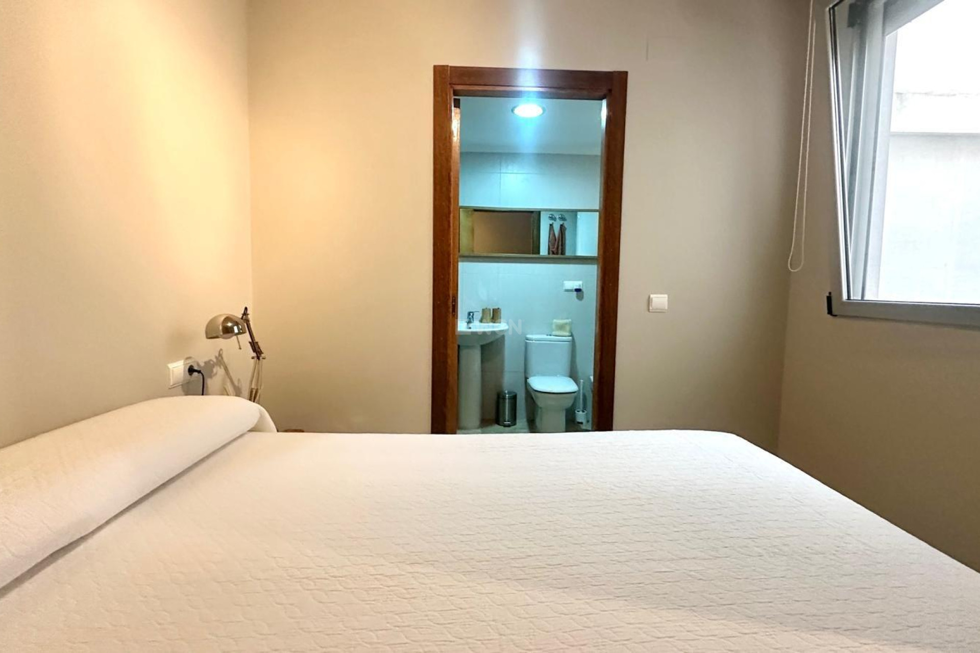 Odsprzedaż - Mieszkanie w bloku - Torrevieja - La Mata