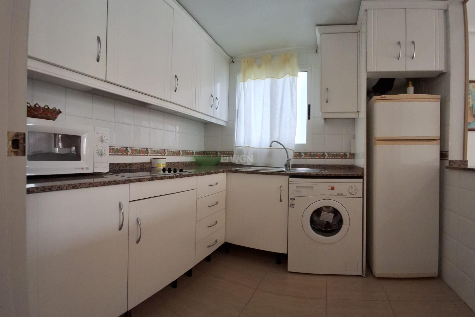 Odsprzedaż - Mieszkanie w bloku - Torrevieja - La Mata