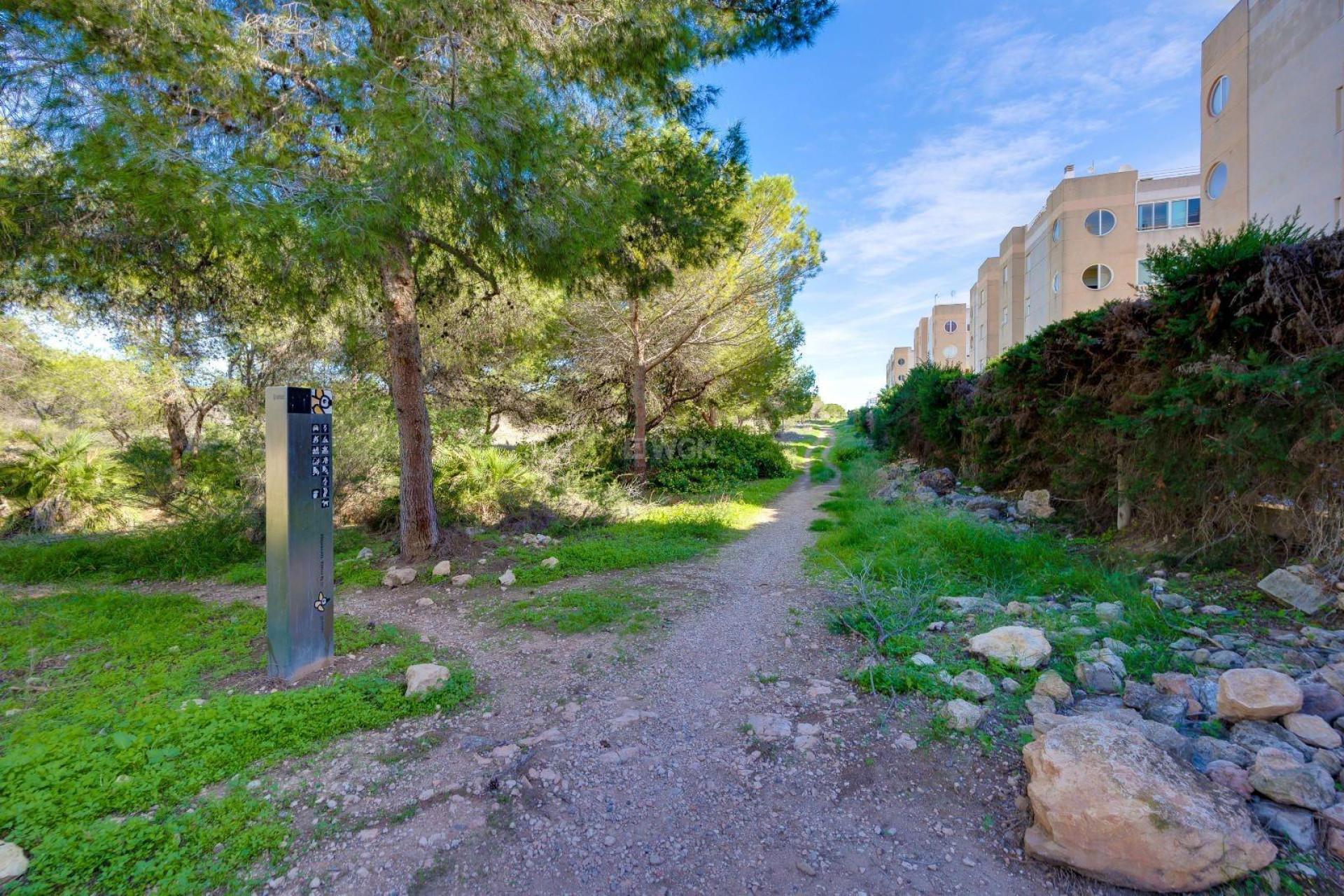 Odsprzedaż - Mieszkanie w bloku - Torrevieja - La Siesta - El Salado - Torreta