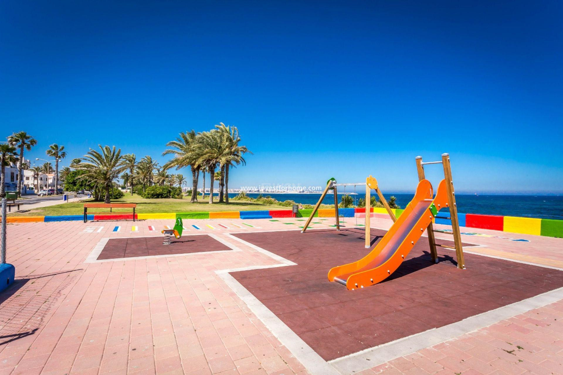 Odsprzedaż - Mieszkanie w bloku - Torrevieja - La Veleta