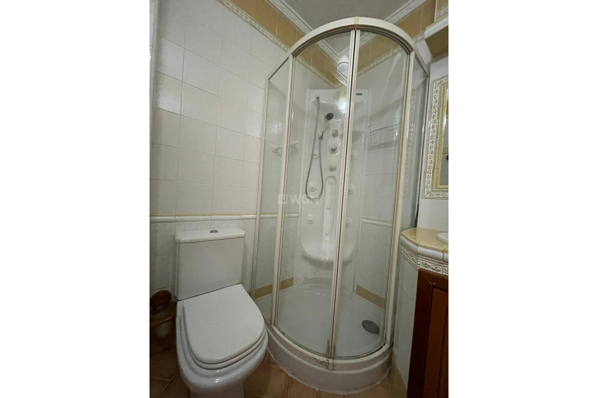 Odsprzedaż - Mieszkanie w bloku - Torrevieja - Las Piscinas Naturales