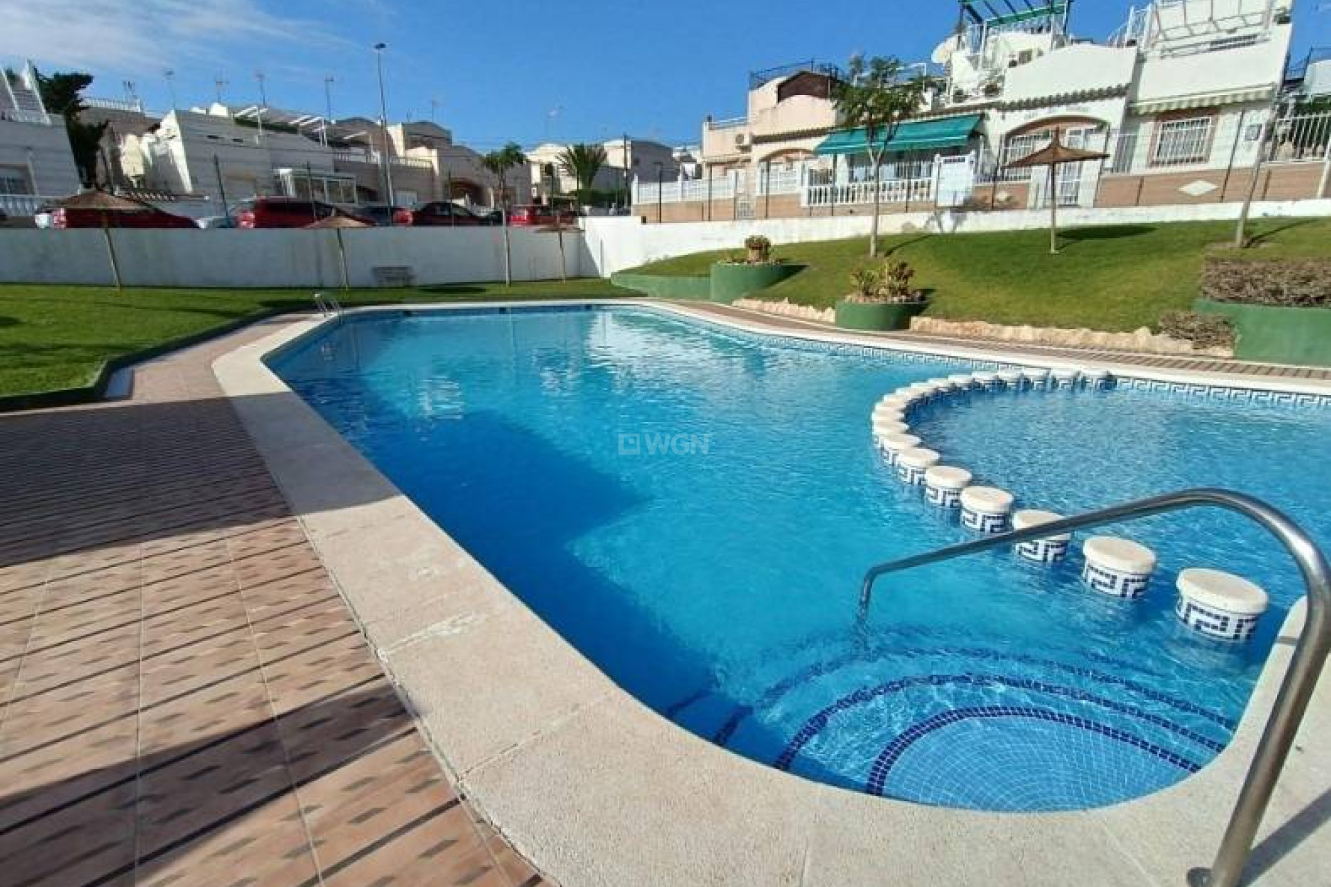 Odsprzedaż - Mieszkanie w bloku - Torrevieja - Los Balcones