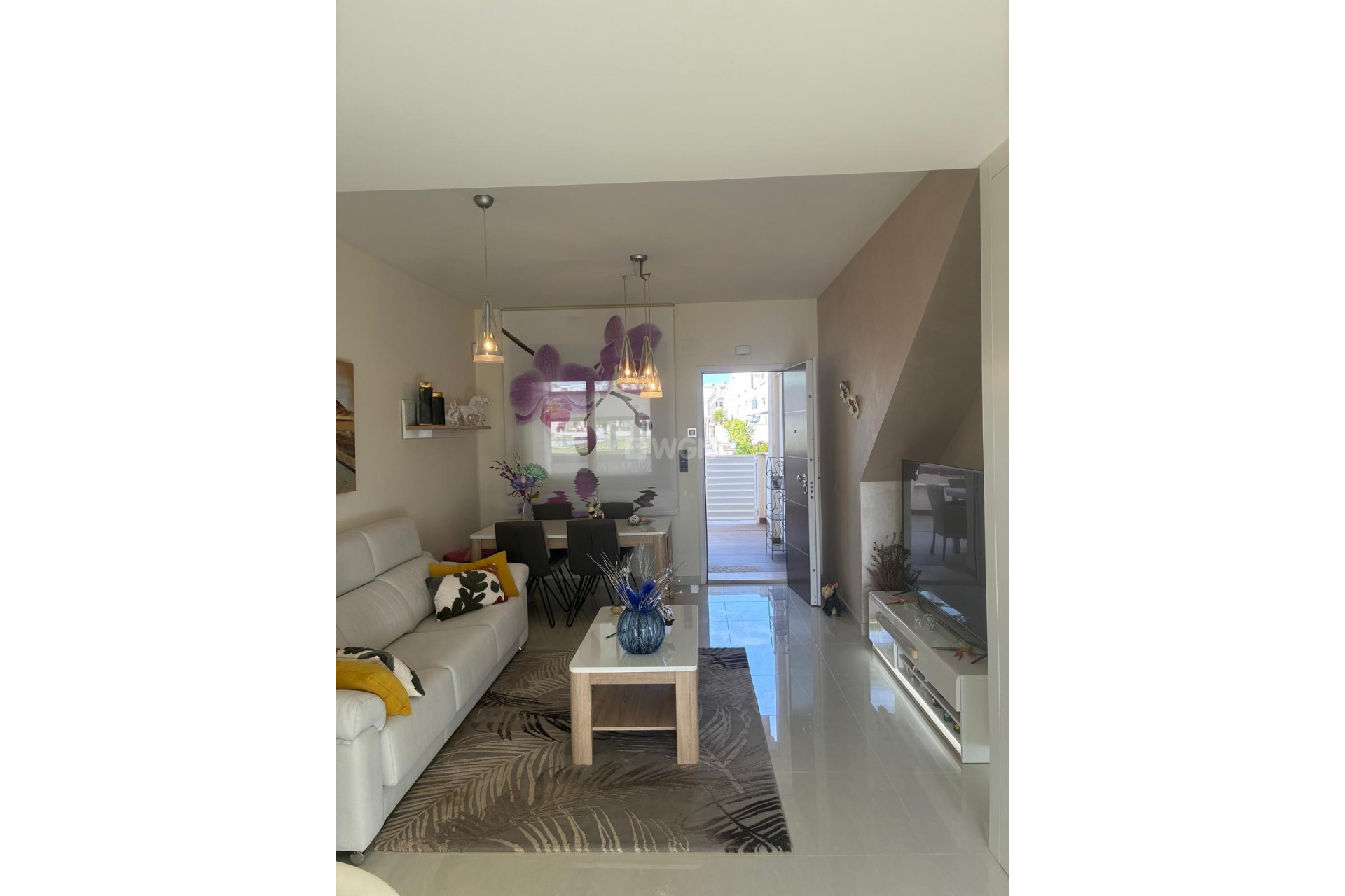 Odsprzedaż - Mieszkanie w bloku - Torrevieja - Los Balcones