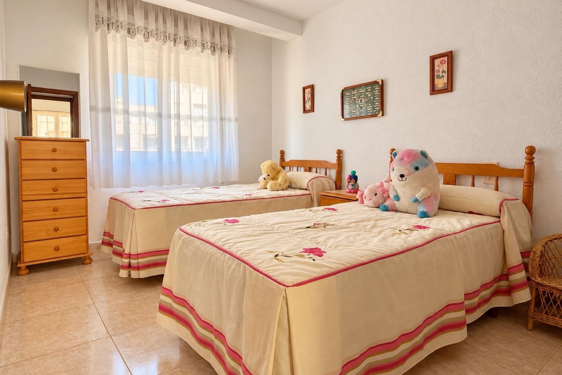 Odsprzedaż - Mieszkanie w bloku - Torrevieja - Los Europeos