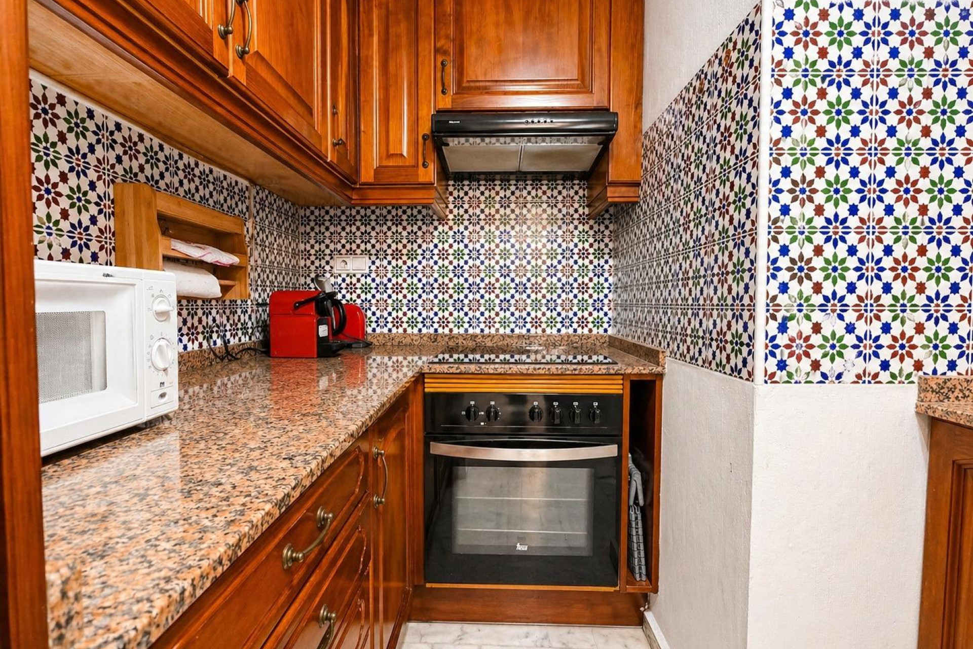 Odsprzedaż - Mieszkanie w bloku - Torrevieja - Los Frutales