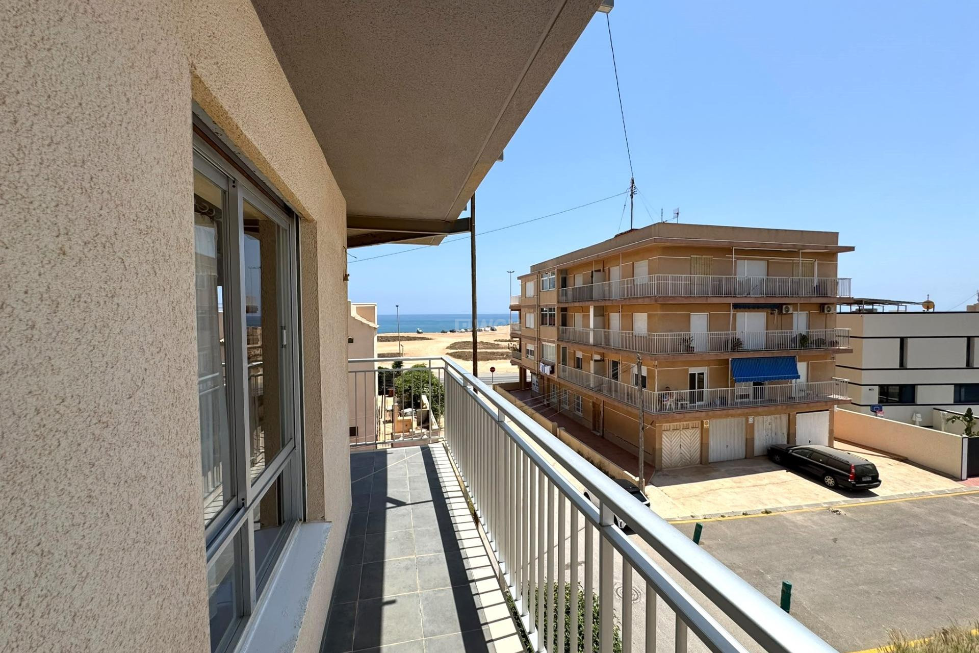 Odsprzedaż - Mieszkanie w bloku - Torrevieja - Miramar - Torre Del Moro