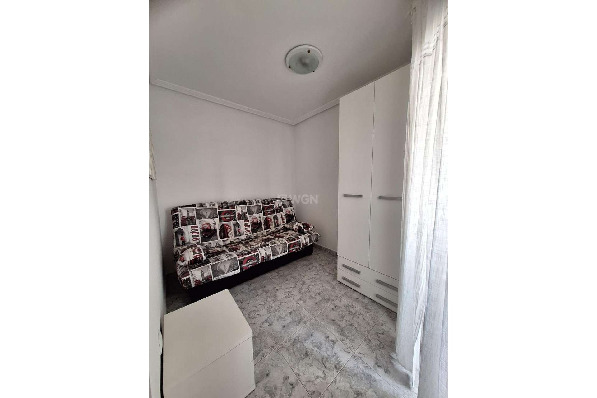 Odsprzedaż - Mieszkanie w bloku - Torrevieja - Nueva Torrevieja