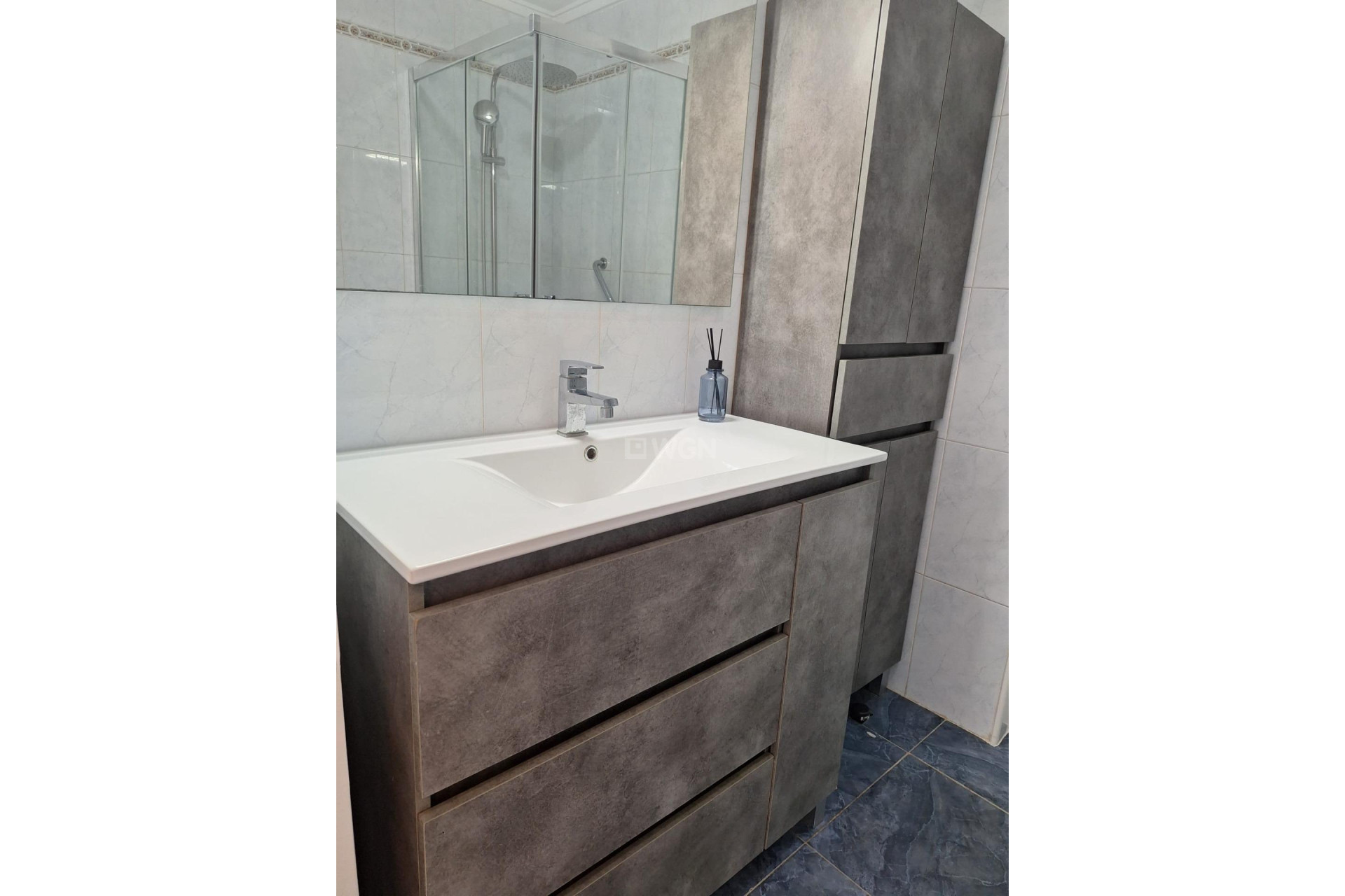 Odsprzedaż - Mieszkanie w bloku - Torrevieja - Nueva Torrevieja