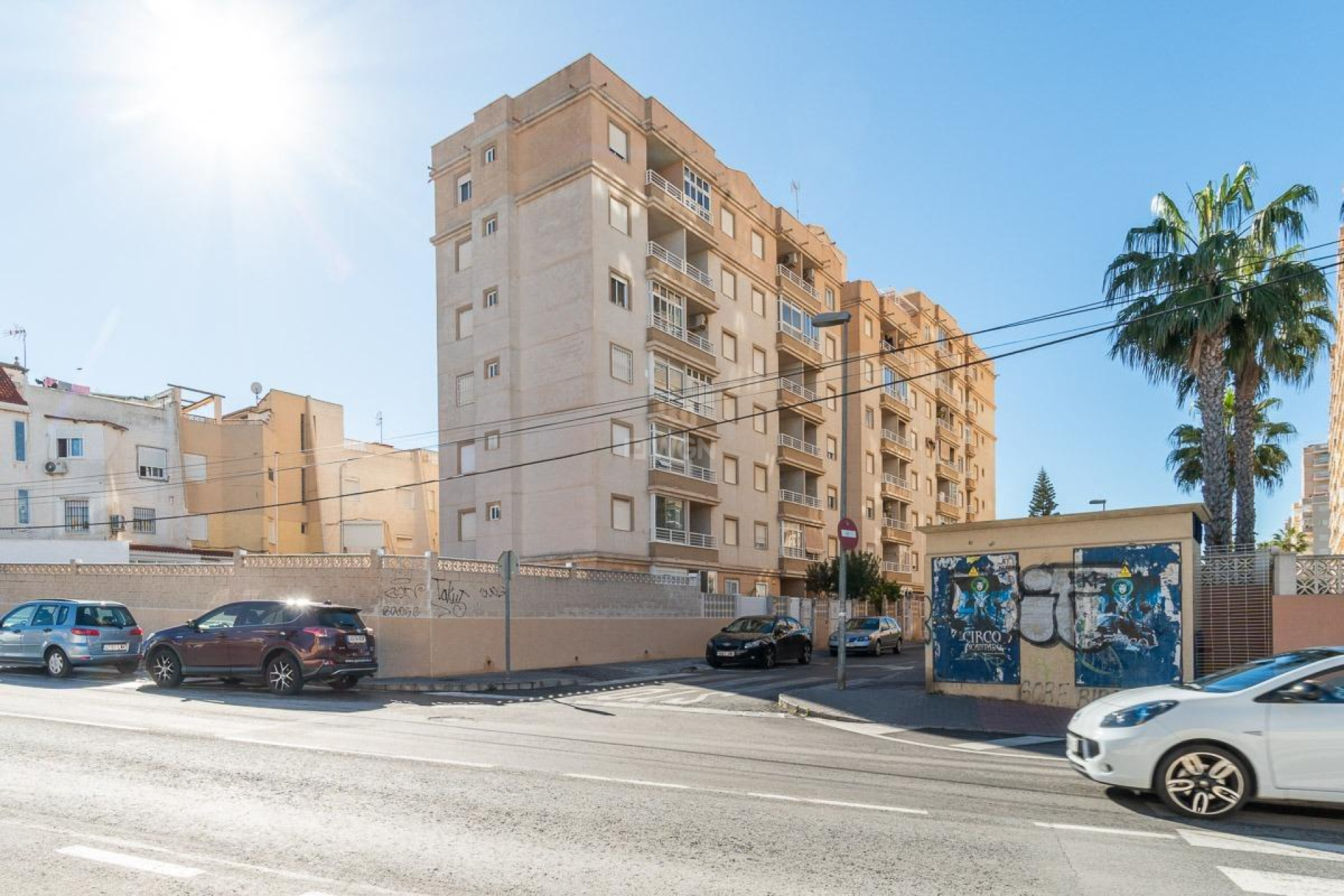 Odsprzedaż - Mieszkanie w bloku - Torrevieja - Nueva Torrevieja