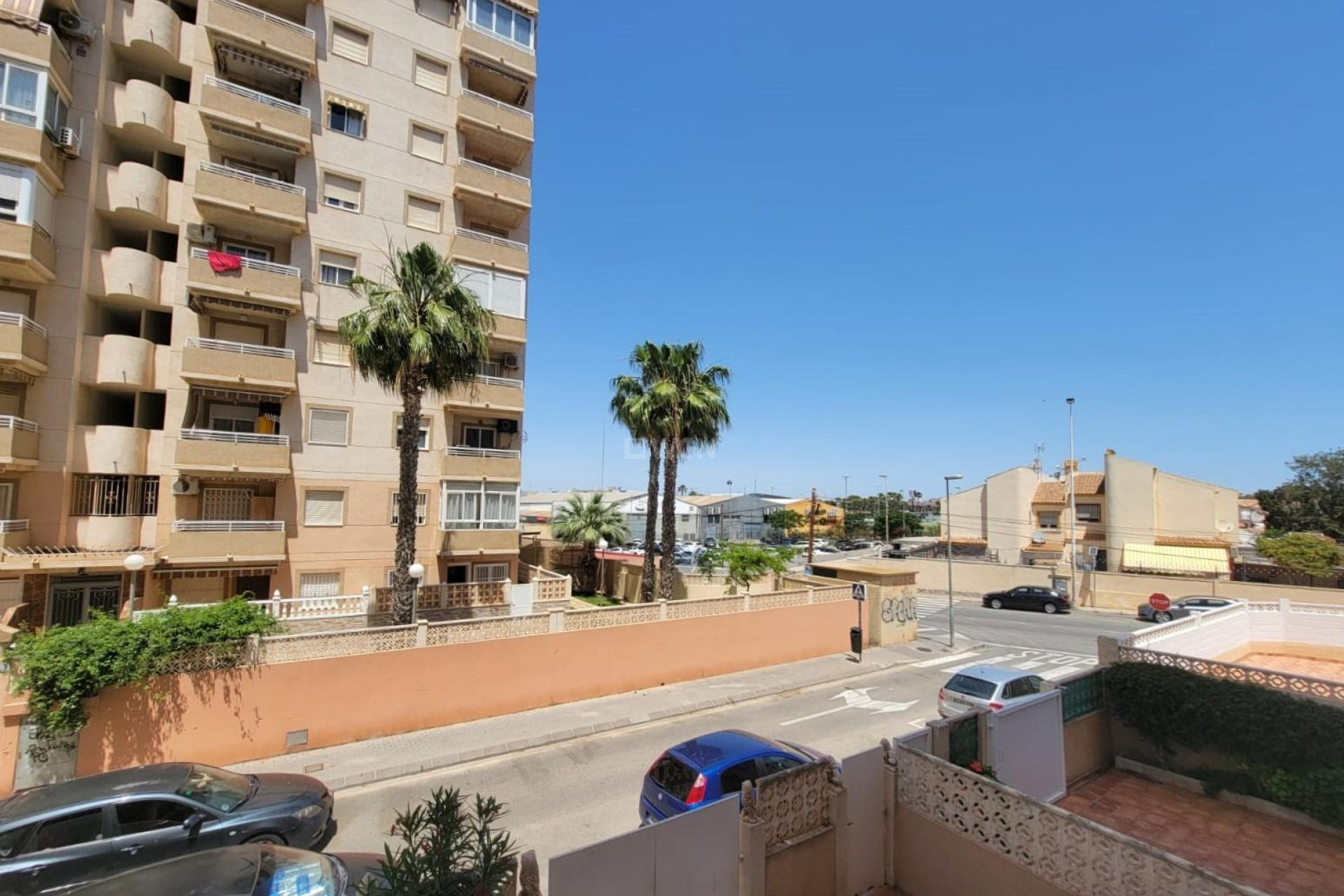 Odsprzedaż - Mieszkanie w bloku - Torrevieja - Nueva Torrevieja